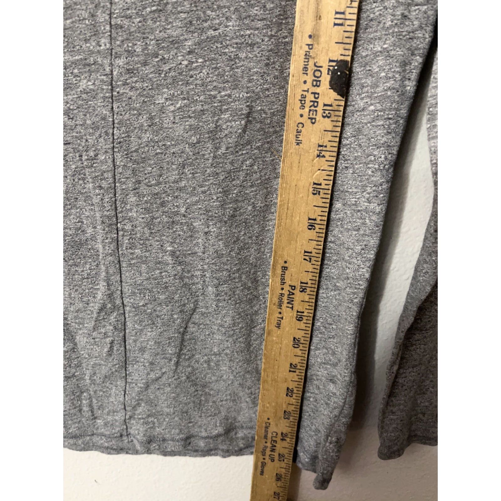 Gap VINTAGE Gap Gray Scoop Neck T-Shirt Women Small Size S / US 4 / IT 40 - 4 Thumbnail