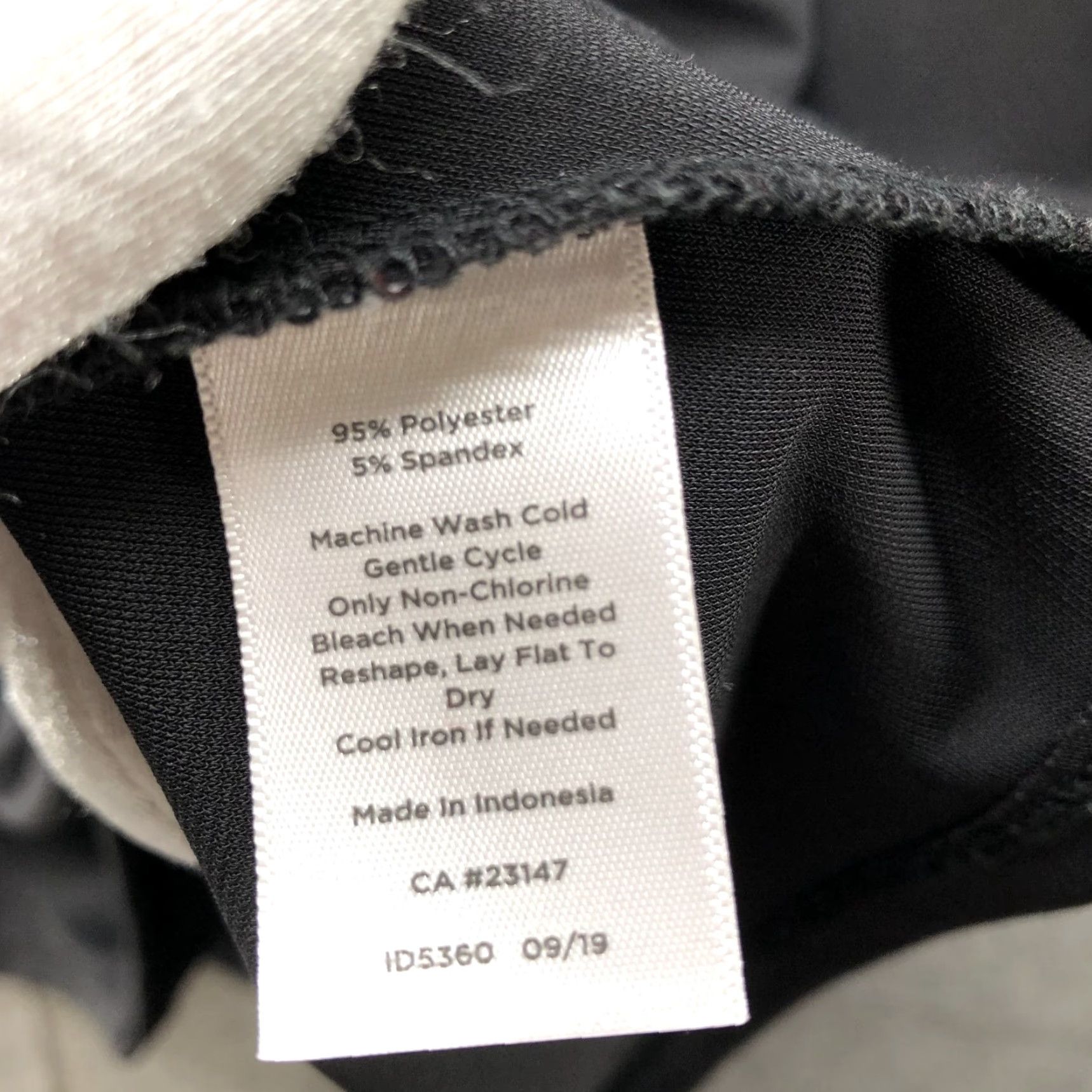 Talbots Talbots Blouse Short Sleeve Top Womens 3X Black Jersey Knit V-Neck Twist Front Shirt Pattern: Solid/Stretch Casual Size XXL / US 16-18 / IT 52-54 - 6 Thumbnail