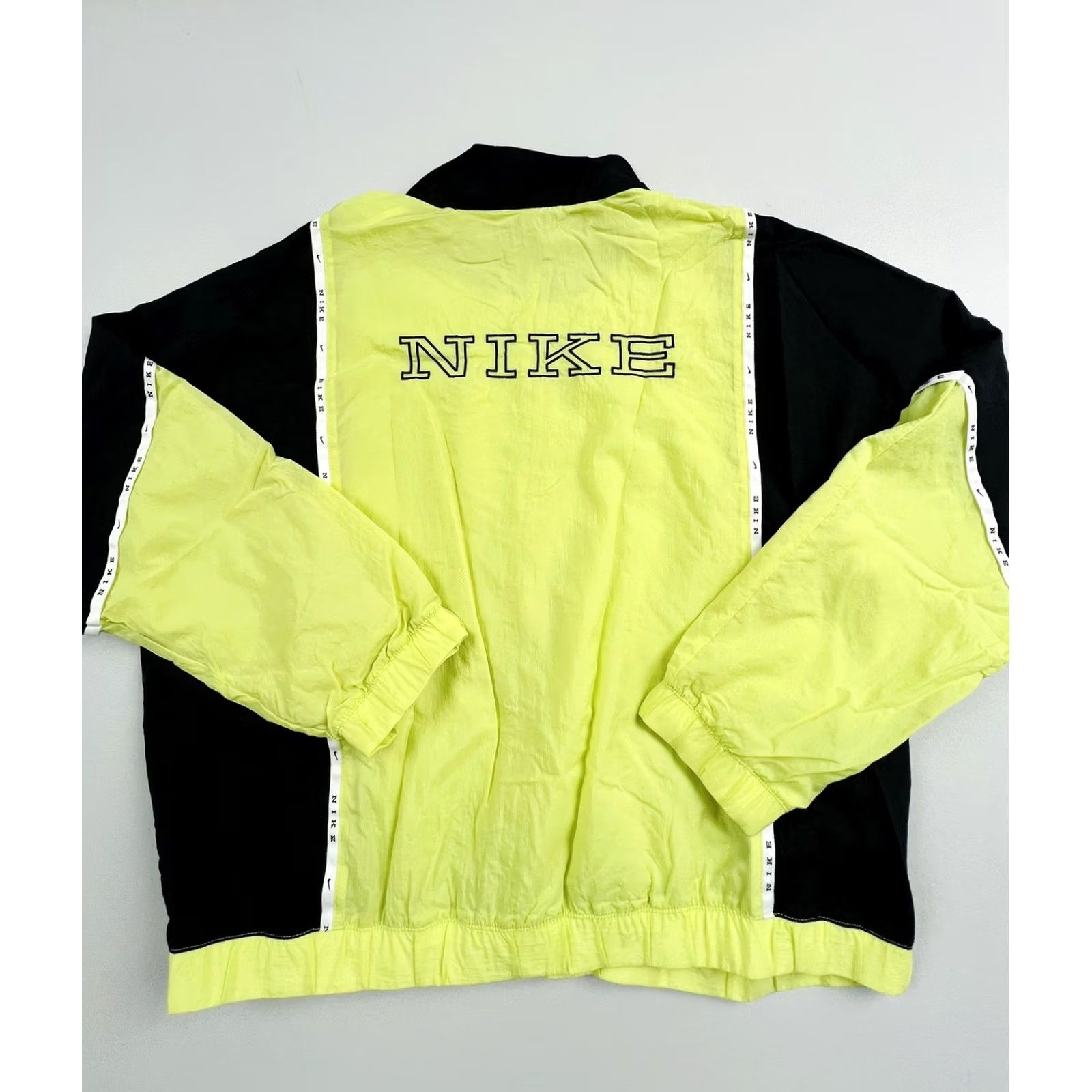 Nike Nike Jacket Mens M Yellow Black Full Zip Windbreaker Colorblock Athletic Size US M / EU 48-50 / 2 - 2 Thumbnail