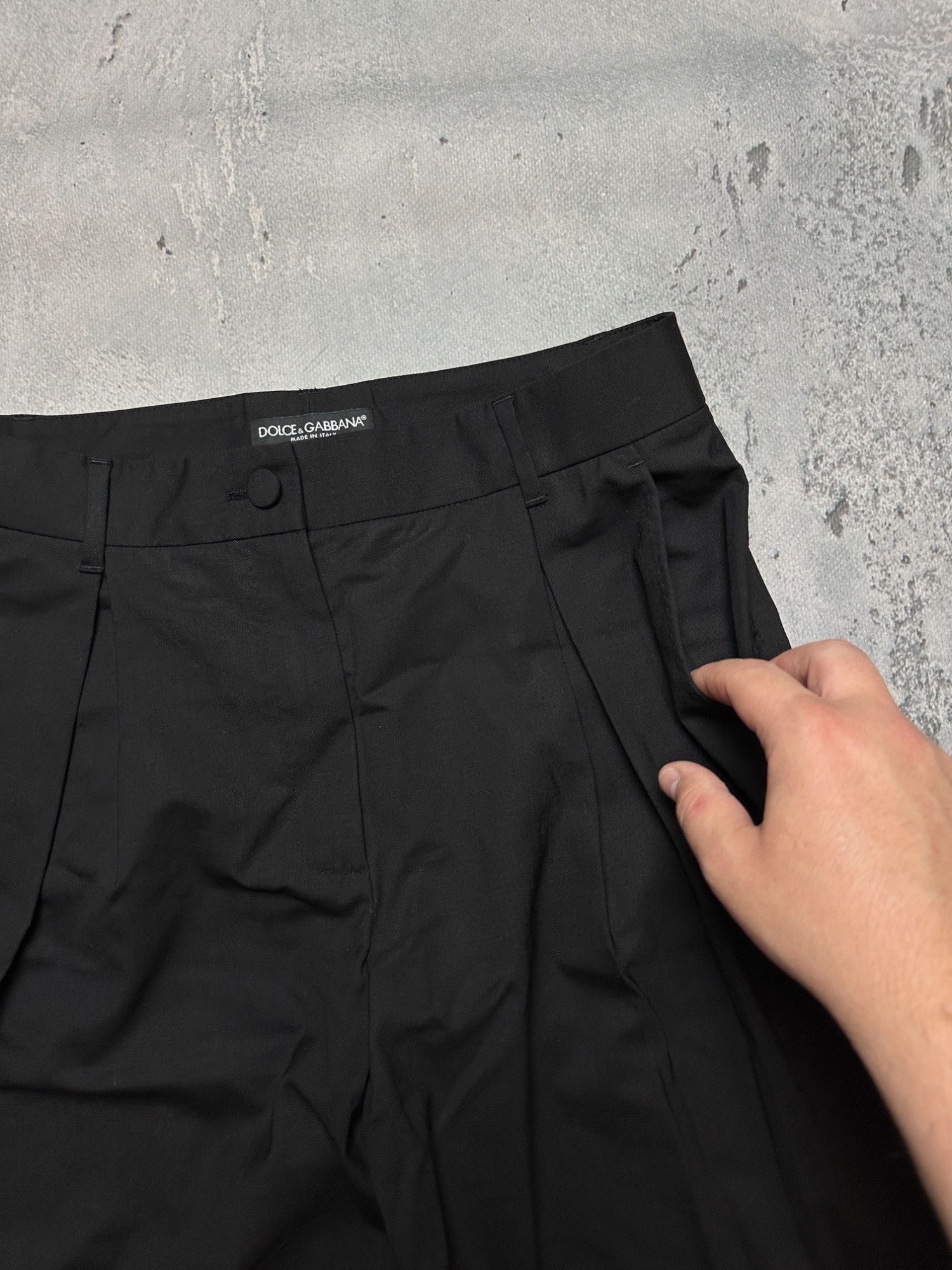 Dolce & Gabbana Black Pleated Trousers Size 42 Zip Ankle 90s