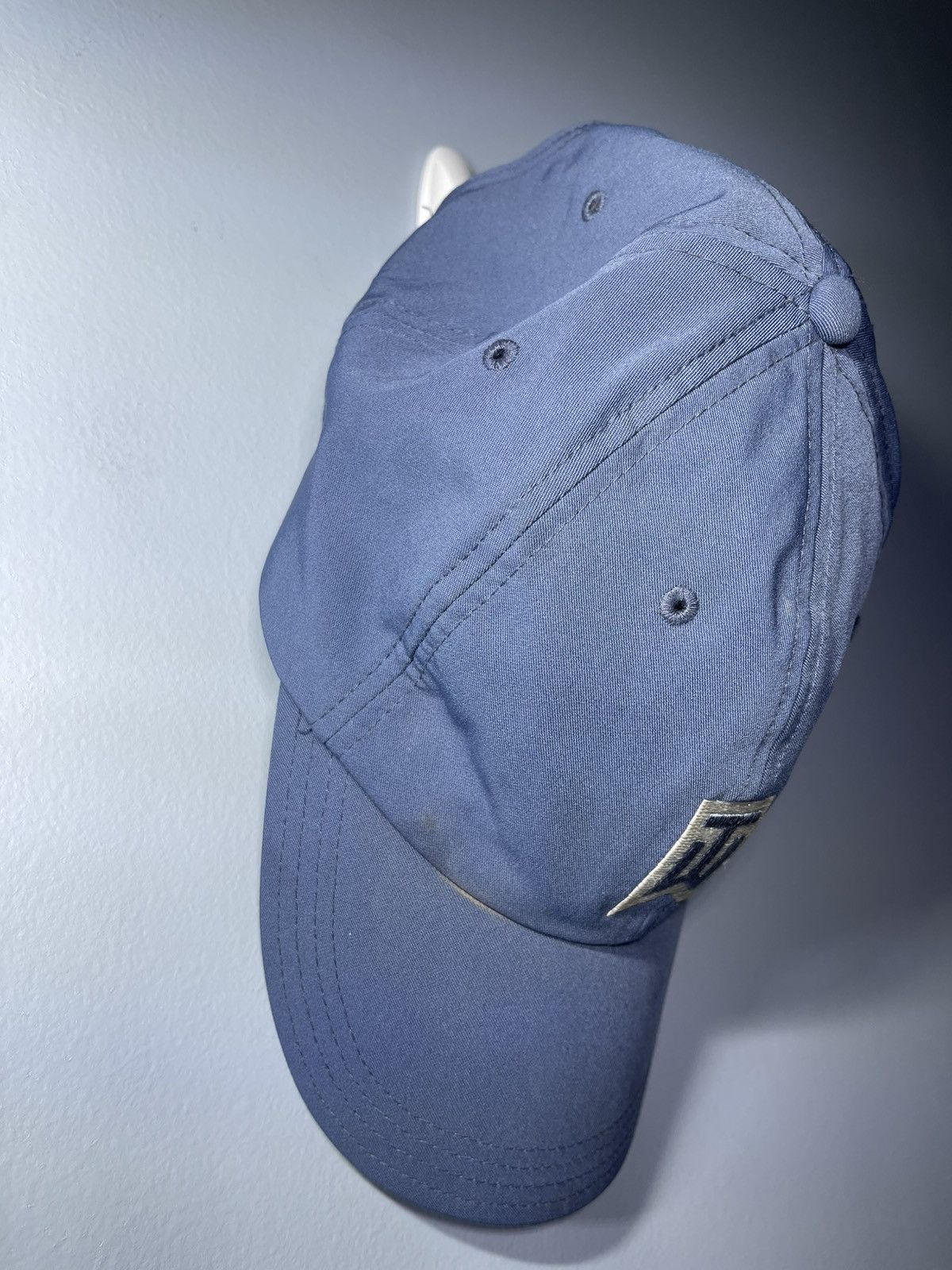 Tiger Woods Nike Tiger Woods Collection Golf Strapback Blue Performance Size ONE SIZE - 4 Thumbnail