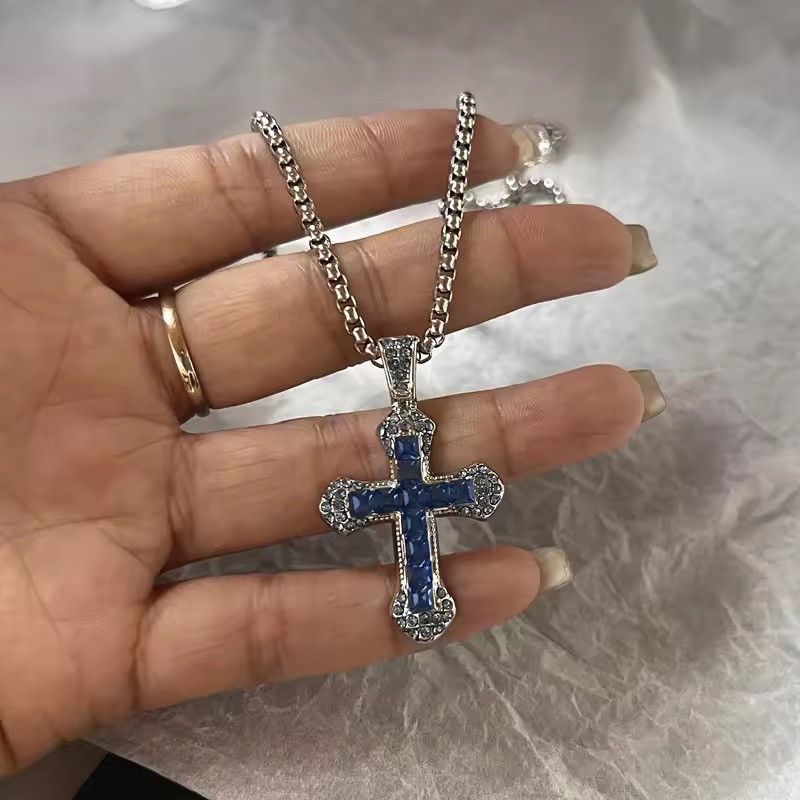 Jewelry Unique Carved Cross Pendant Necklace Size ONE SIZE - 1 Thumbnail