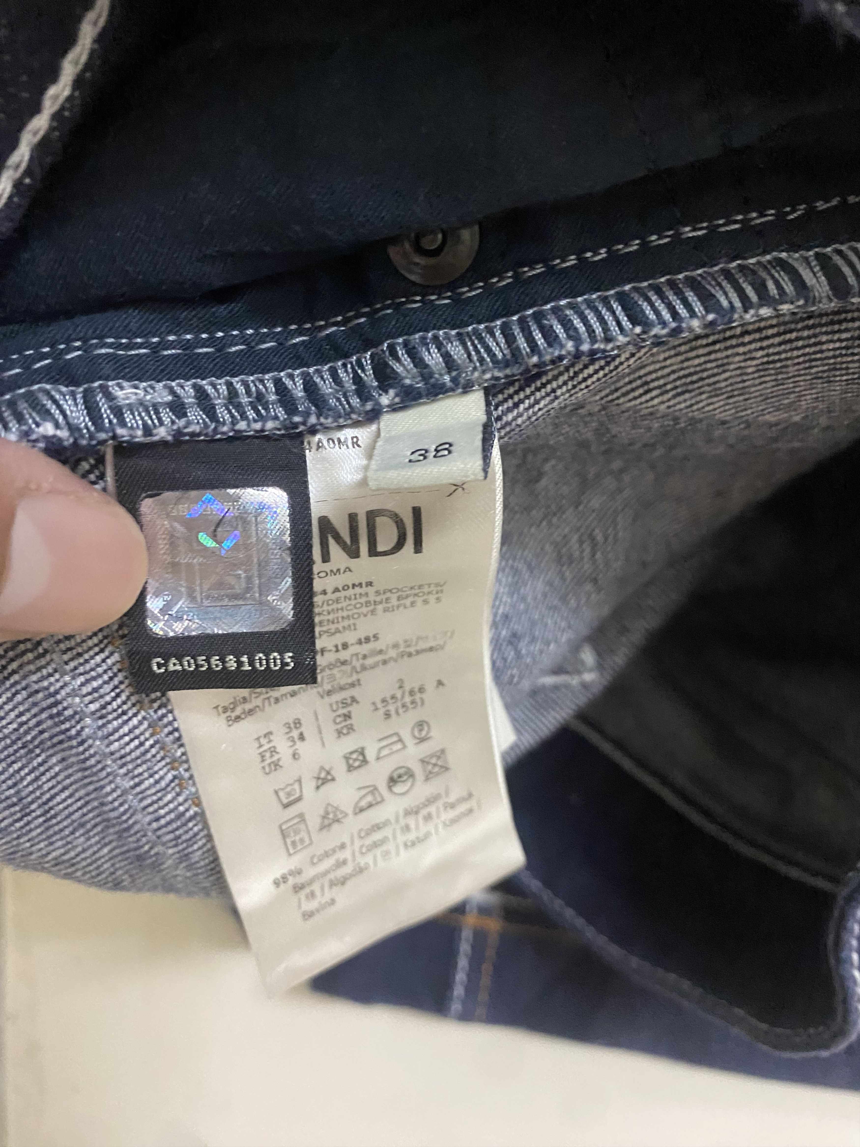 Fendi Baggy Fendi Wide Leg Jeans Size 26" / US 2 / IT 38 - 6 Thumbnail