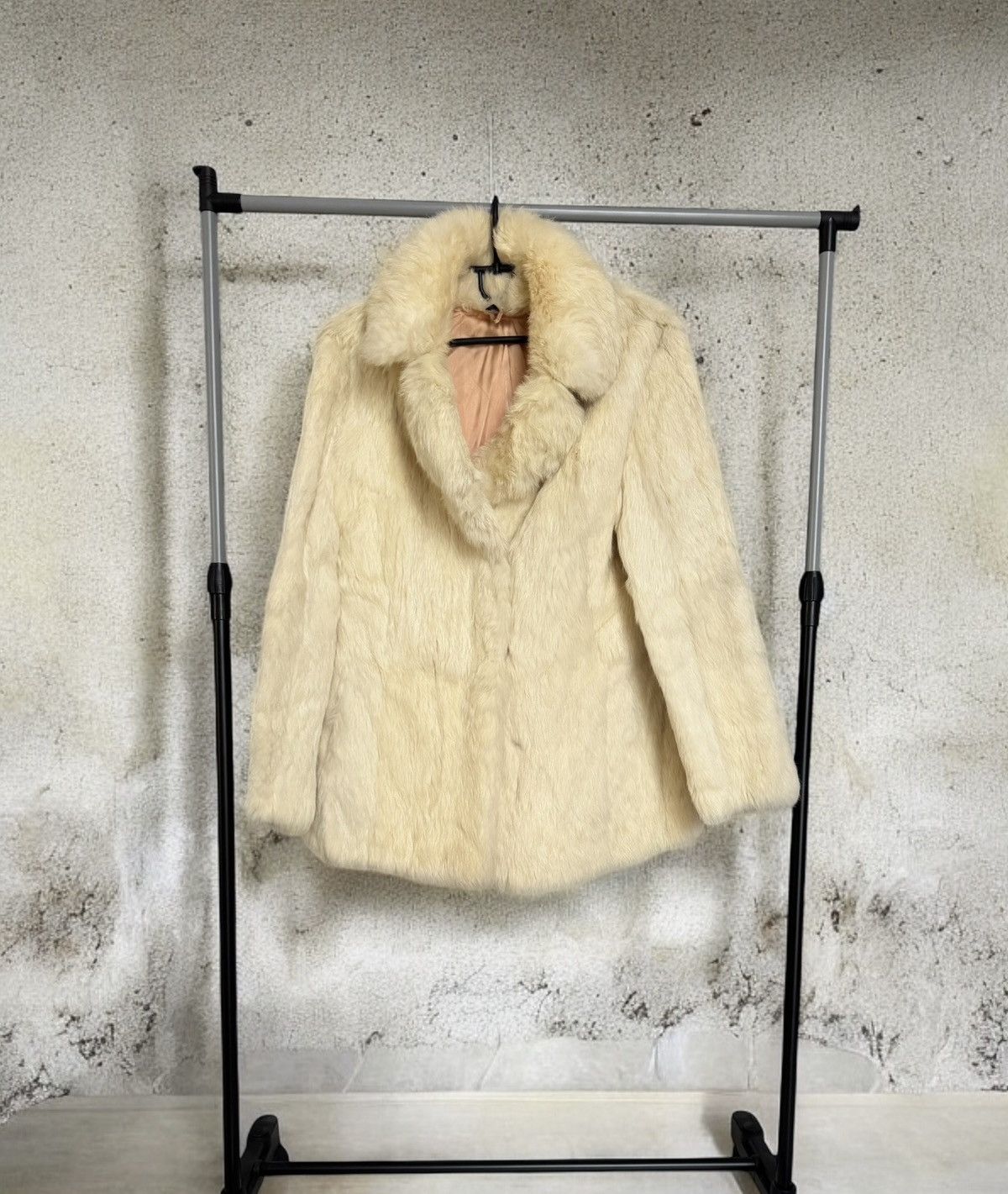 Japanese Brand × Vintage Amazing Vintage Real Fur Coat Size M / US 6-8 / IT 42-44 - 1 Thumbnail