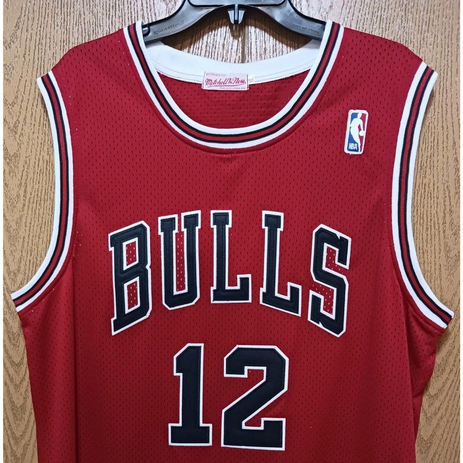 Mitchell & Ness Michael Jordan (Mitchell/Ness)-(Bulls)-(Jersey)-(XL)-$100 Size US XL / EU 56 / 4 - 3 Thumbnail