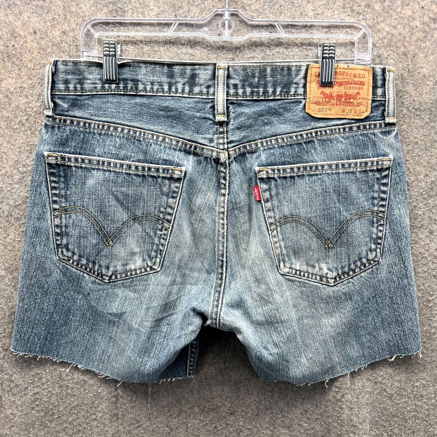 Levi's Levi's 527 Jeans Shorts Mens 32 Blue Denim Washed Bootcut Cotton Vintage Jorts Bermuda Casual 6 Inseam Regular 32x34-Blue Mens Shorts Size US 32 / EU 48 - 5 Thumbnail