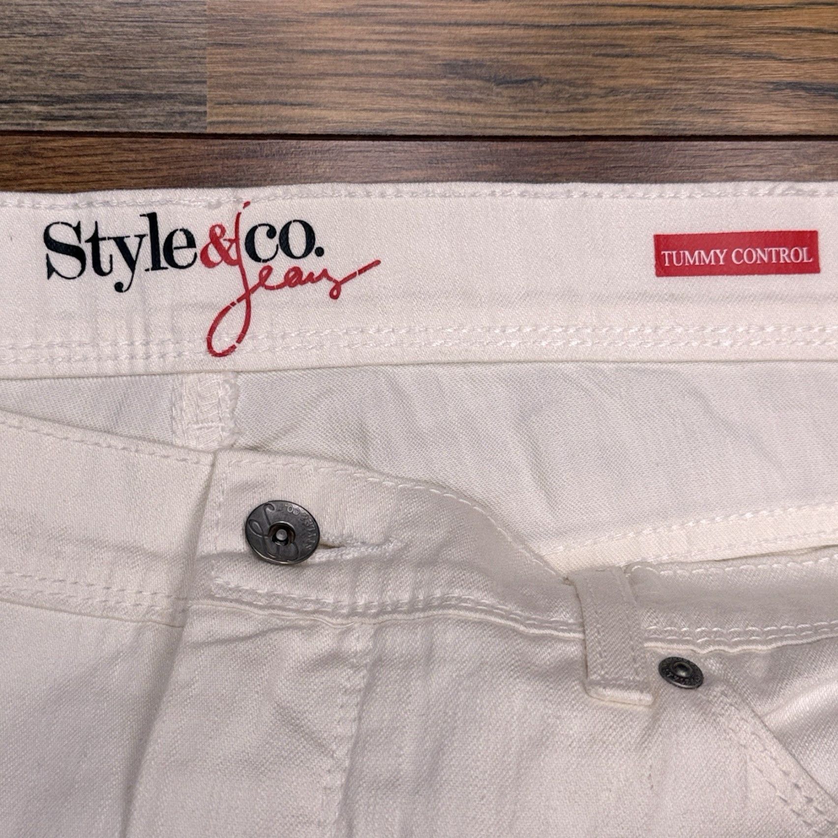 Vintage Style&co Bootcut Jeans Womens 18 White High Rise Stretch Denim 5-Pocket Logo Zip Inseam 32.5in Regular Size 40" / US 18 - 5 Thumbnail