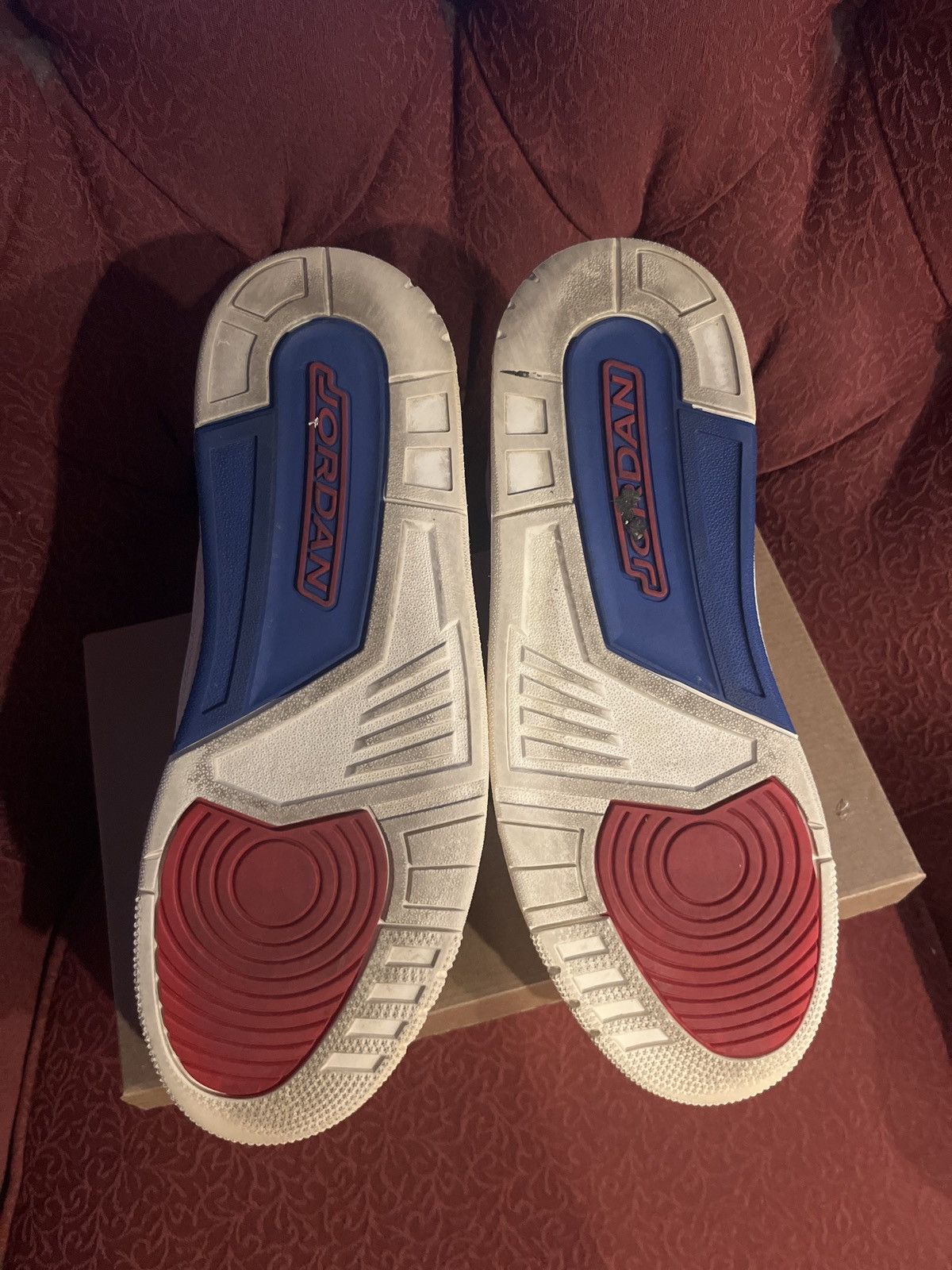 Jordan Brand × Nike International Flight Jordan 3 Size US 12 / EU 45 - 5 Thumbnail