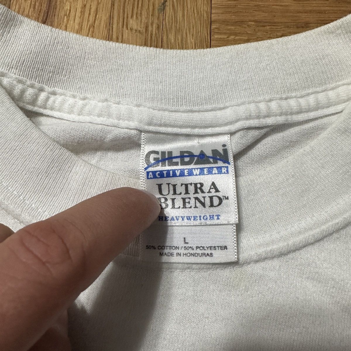 Gildan Vintage South Bay Cruising Club tee Size US L / EU 52-54 / 3 - 5 Thumbnail