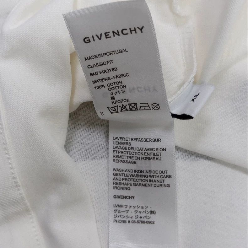 Givenchy Givenchy Princess and Castle Print White Short Sleeve Roun Size US XL / EU 56 / 4 - 8 Thumbnail