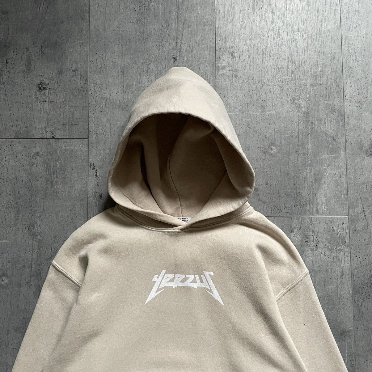 Kanye West × Yeezy Vintage 2013 Kanye West Yeezus Spellout Tour Hoodie Size US S / EU 44-46 / 1 - 4 Thumbnail