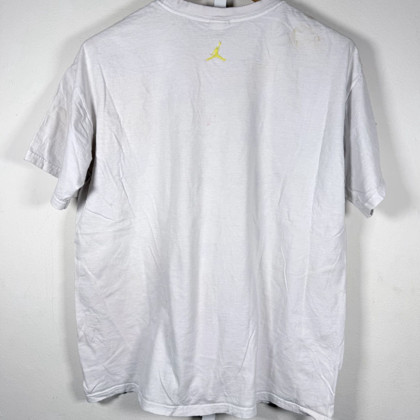 Jordan Brand Air Jordan Retro 4 Lightning T-Shirt White Men XL Size US XL / EU 56 / 4 - 2 Thumbnail
