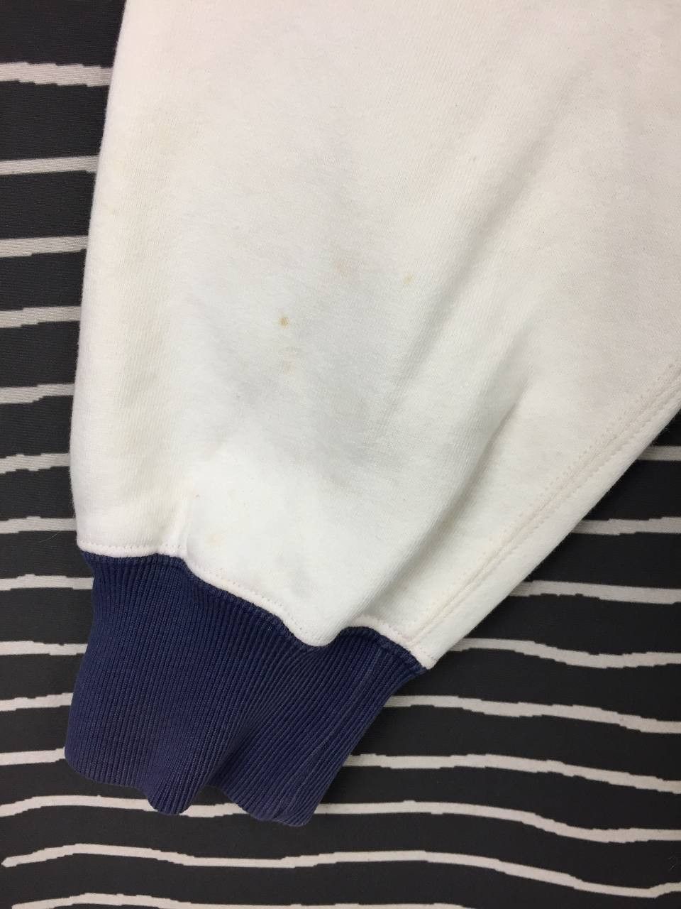 Ralph Lauren Vtg 90s Ralph Lauren Cream Golf Crest Logo Sweatshirt Size M Size US M / EU 48-50 / 2 - 14 Thumbnail