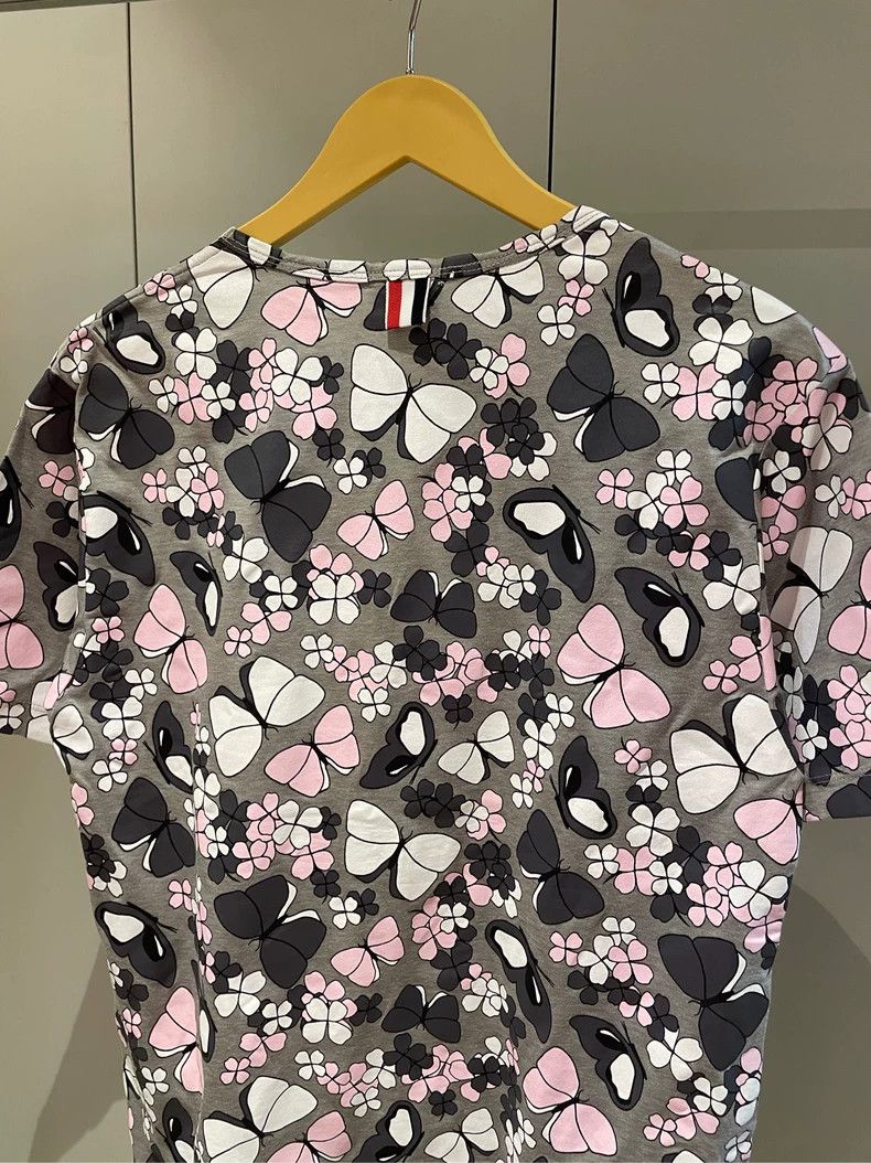 Thom Browne Thom browne Gray full-print pink and white butterfly short- Size M / US 6-8 / IT 42-44 - 6 Thumbnail