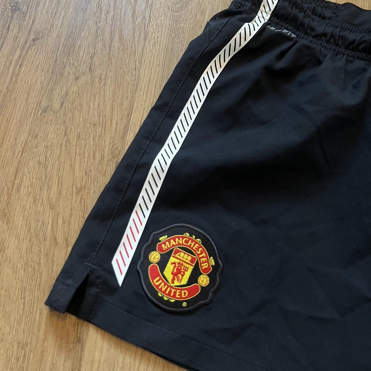 Nike Manchester United Shorts Nike Premier League Size US XXS / EU 40 - 3 Thumbnail