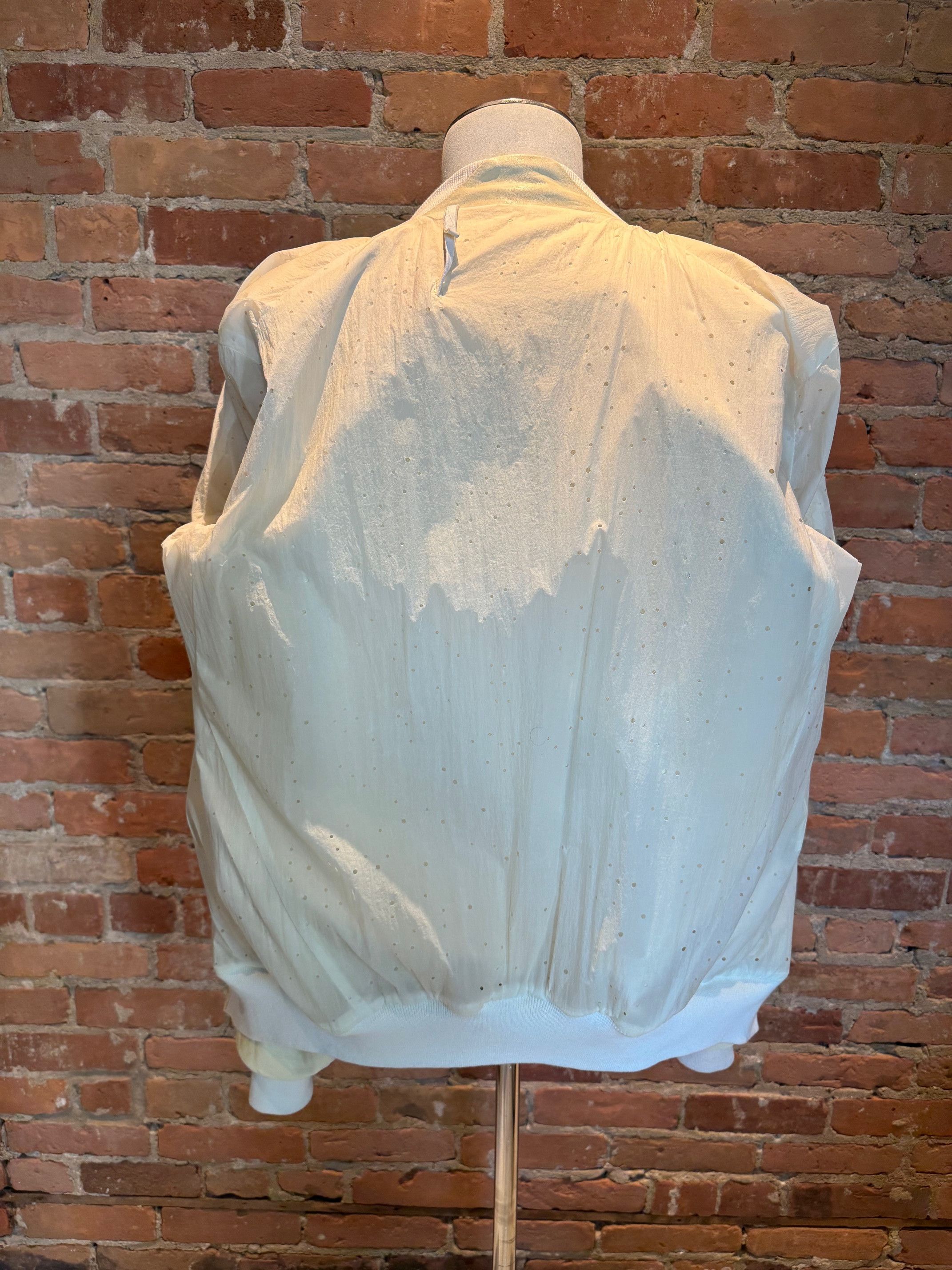 11 By Boris Bidjan Saberi 11 by Boris Bidjan Saberi - White Lambskin Bomber Jacket Size US M / EU 48-50 / 2 - 6 Thumbnail