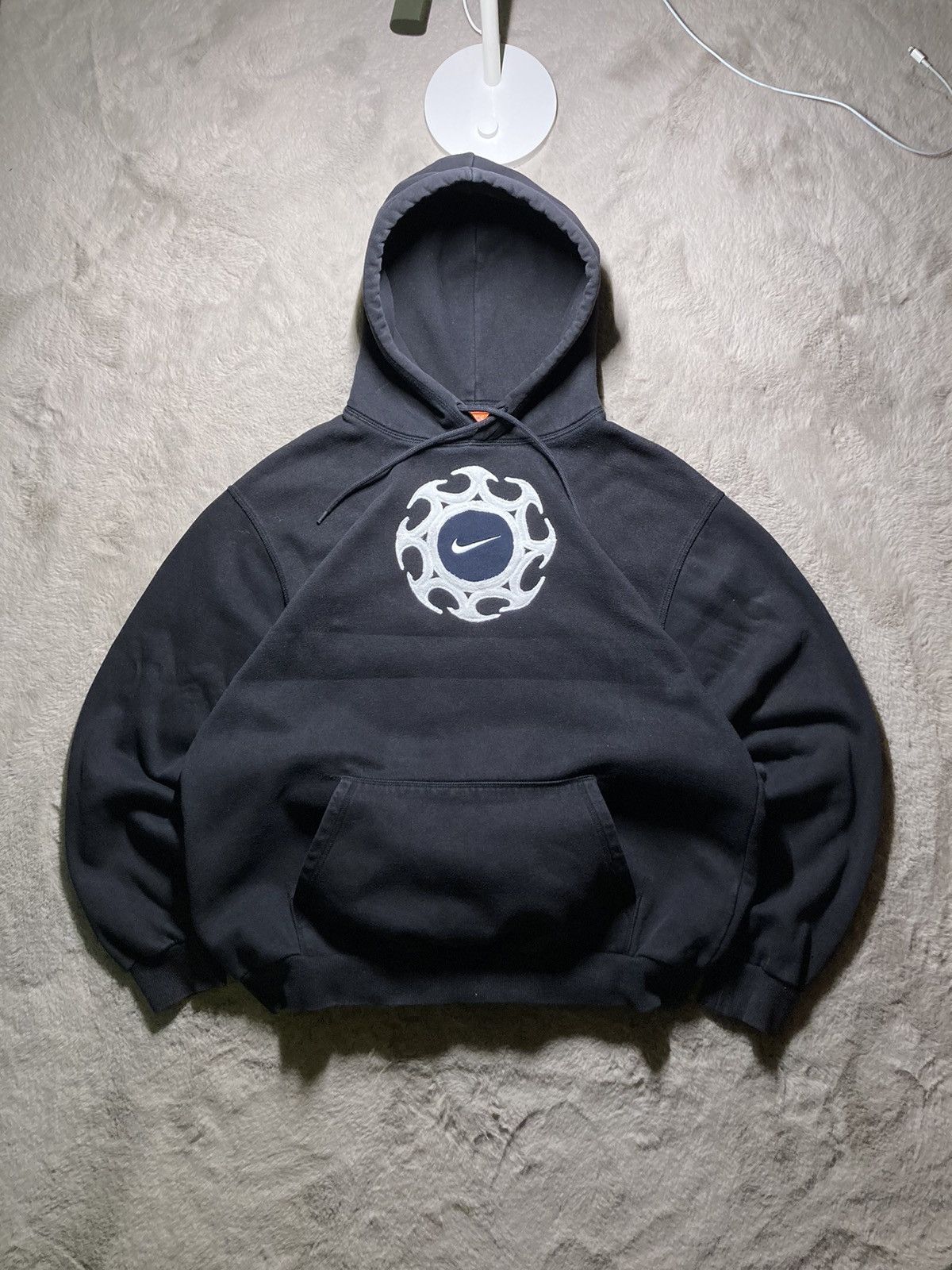 Nike ⛩️Nike Custom Hoodie Rare Y2K Punk Rock Devil Cross Hearts⛩️ Size US L / EU 52-54 / 3 - 2 Thumbnail