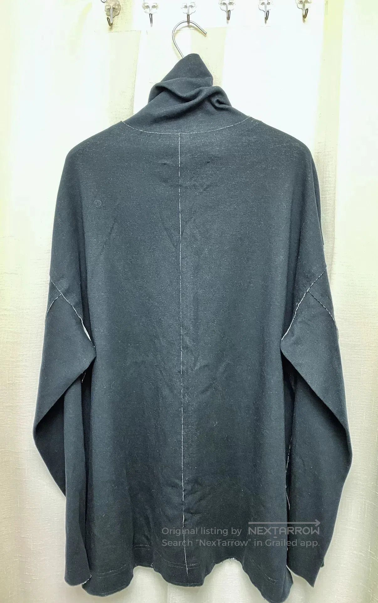 Other Dark Avant. Size US M / EU 48-50 / 2 - 4 Thumbnail