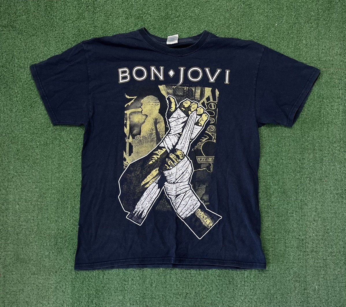Band Tees × Bon Jovi × Vintage Bon Jovi Tour Tee Vintage Merch Size US L / EU 52-54 / 3 - 1 Thumbnail
