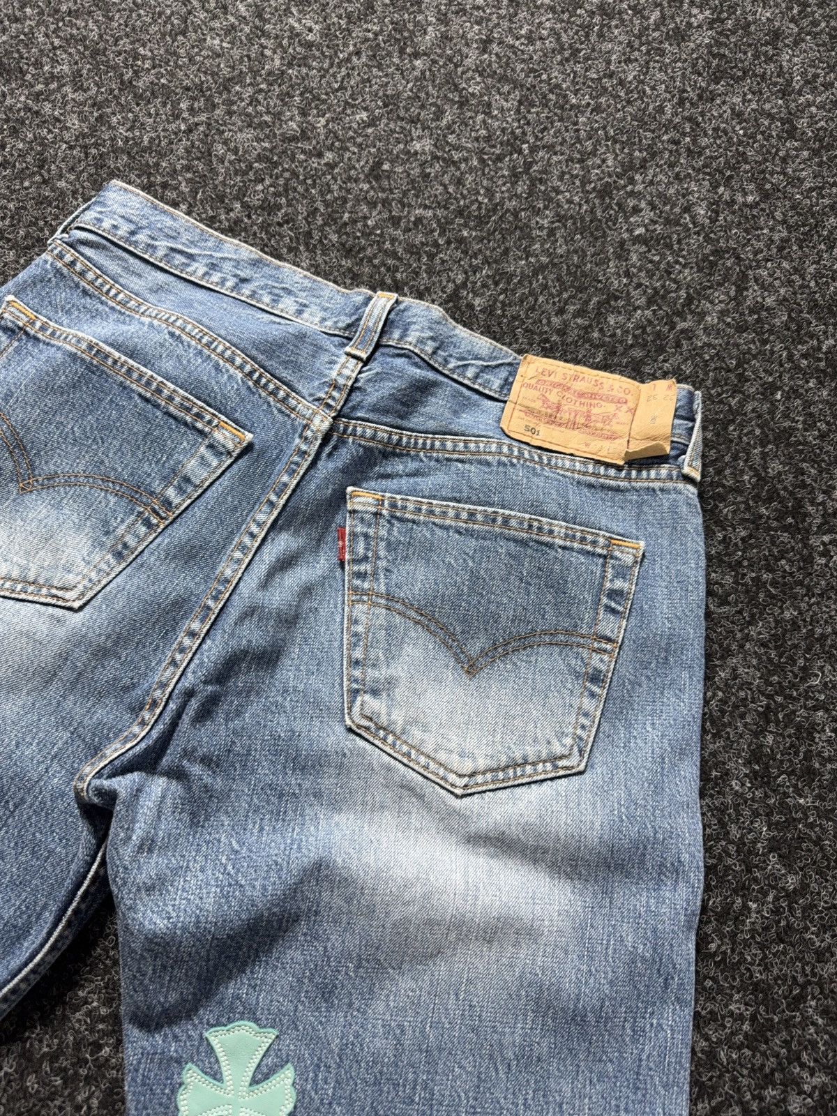 Levi's Vintage💥 90s ‼️Custom Chrome Hearts Style Cross Denim Jeans Size US 32 / EU 48 - 19 Thumbnail