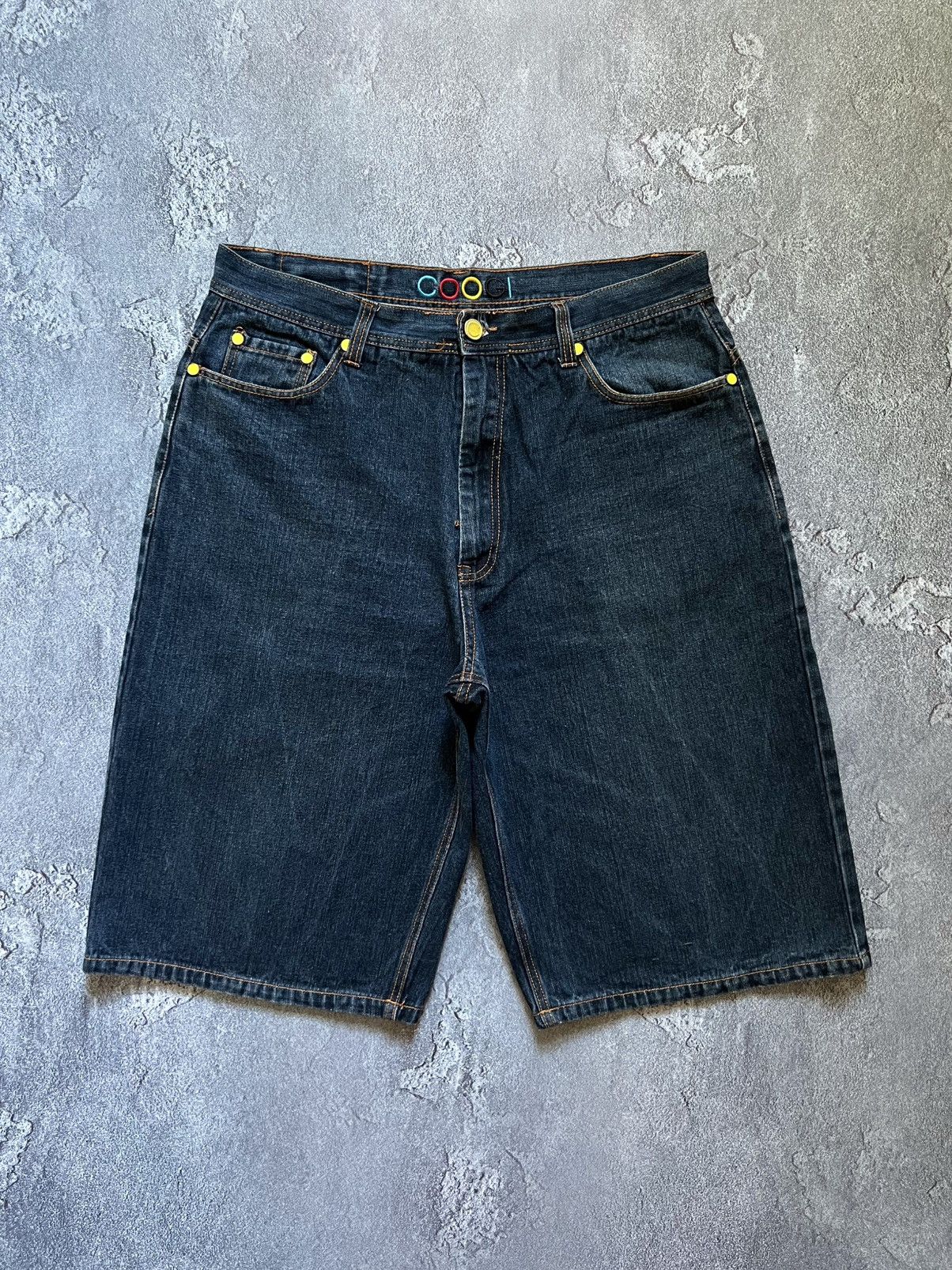 Coogi 90s Vintage Jeans Shorts Sweater Embroidered Big Logo Baggy Size US 40 / EU 56 - 11 Thumbnail