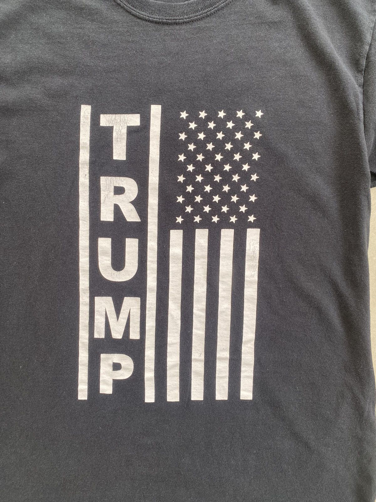Donald Trump × Vintage VINTAGE Y2K DONALD TRUMP SUPPORTER TEE Size US M / EU 48-50 / 2 - 2 Thumbnail