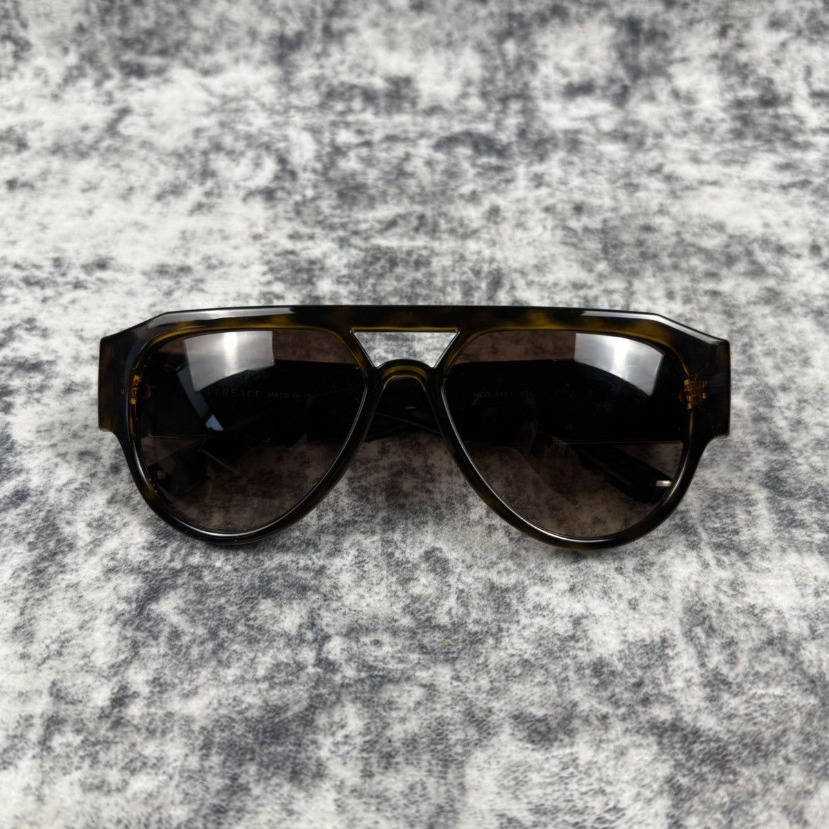 Versace Versace Medusa Head Tortoiseshell Sunglasses Size ONE SIZE - 3 Thumbnail