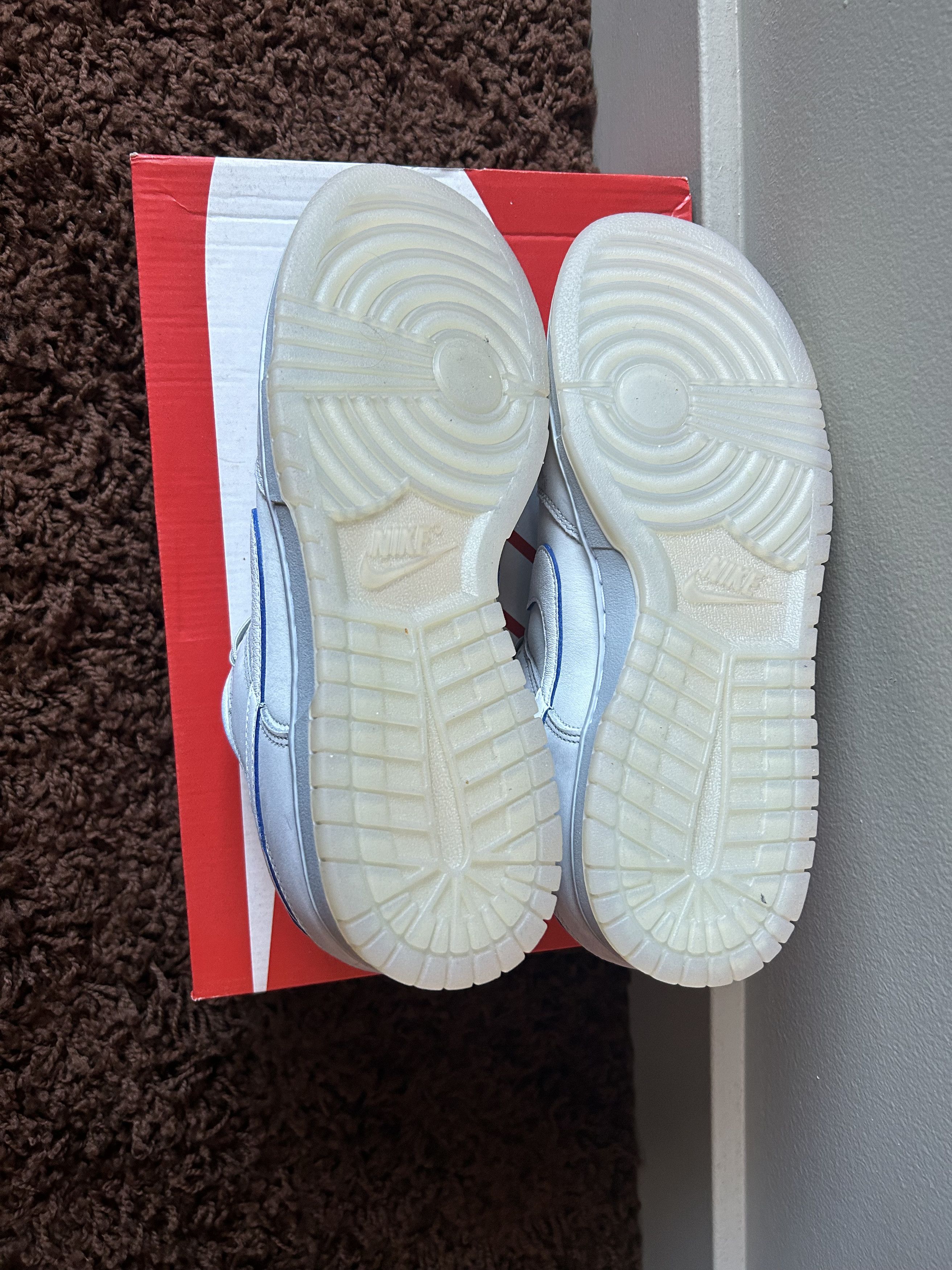 Nike DUNK LOW PURE PLATINUM/WHITE-WOLF GREY Size US 10 / EU 43 - 8 Thumbnail