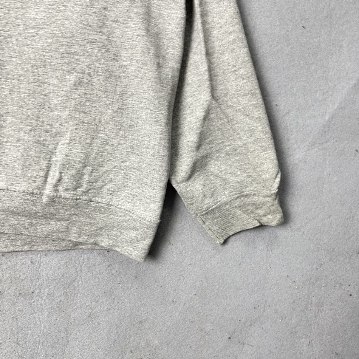 Nike Vintage Nike Mini Swoosh Grey Crewneck Sweatshirt Size US L / EU 52-54 / 3 - 4 Thumbnail