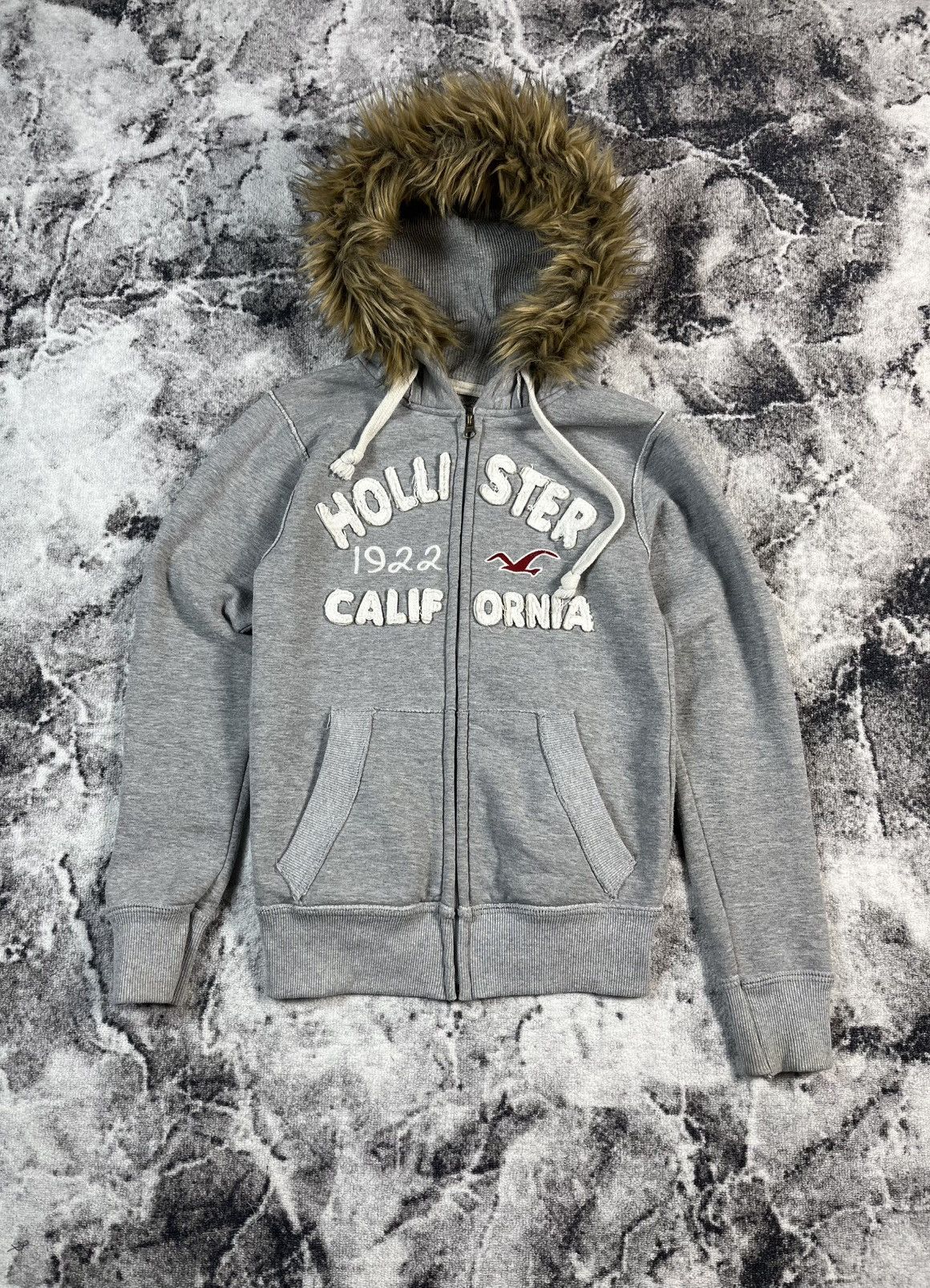 Hollister Hollister Fur Hood Zip Hoodie Y2K Women M Grey Size M / US 6-8 / IT 42-44 - 1 Thumbnail