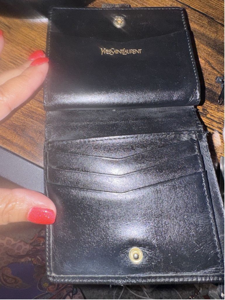 Saint Laurent Paris Yves Saint Laurent Embossed Leather Bifold Wallet Size ONE SIZE - 15 Thumbnail
