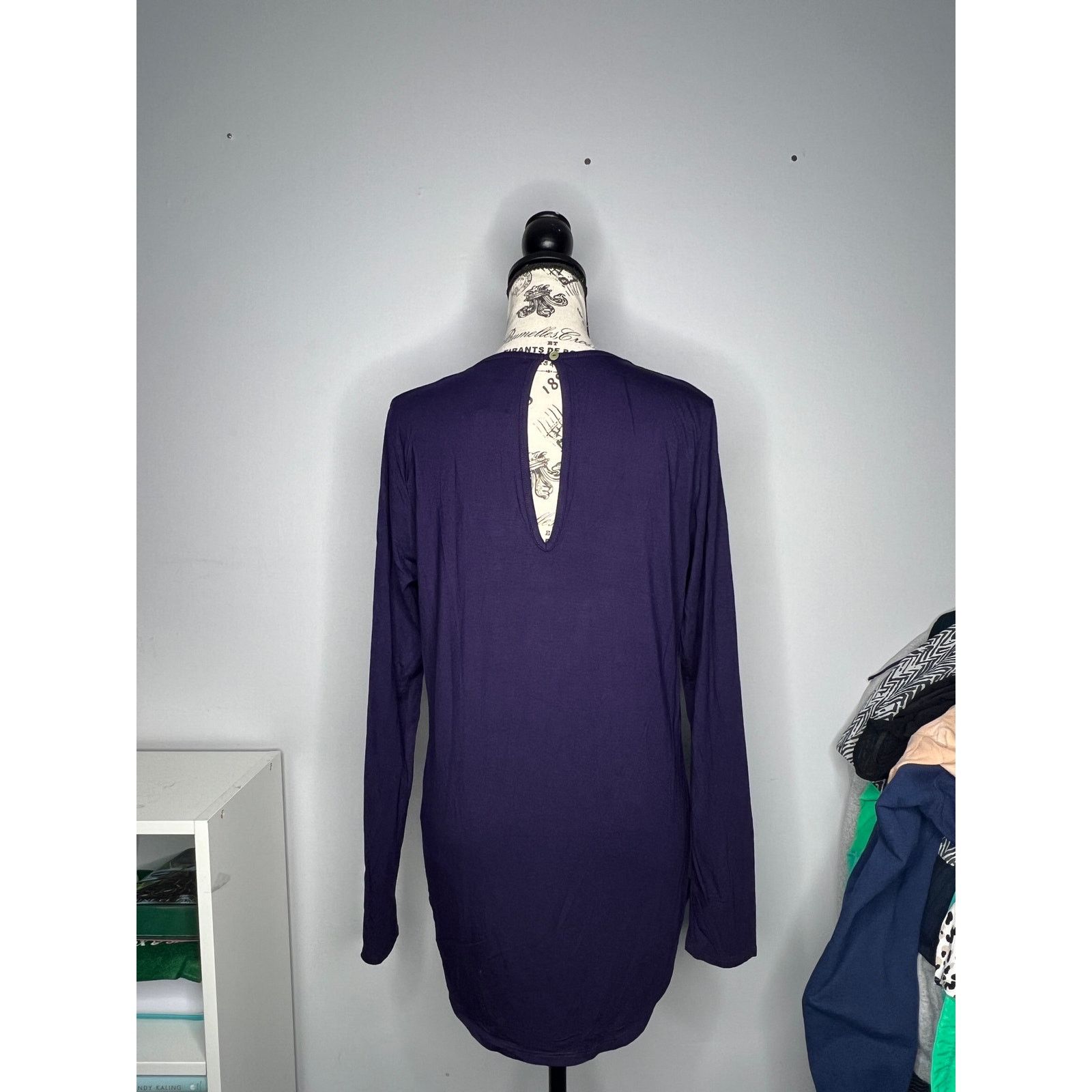 Other Knit Top Purple Long Sleeve Rounded Hem Keyhole Front Back Size M / US 6-8 / IT 42-44 - 13 Thumbnail