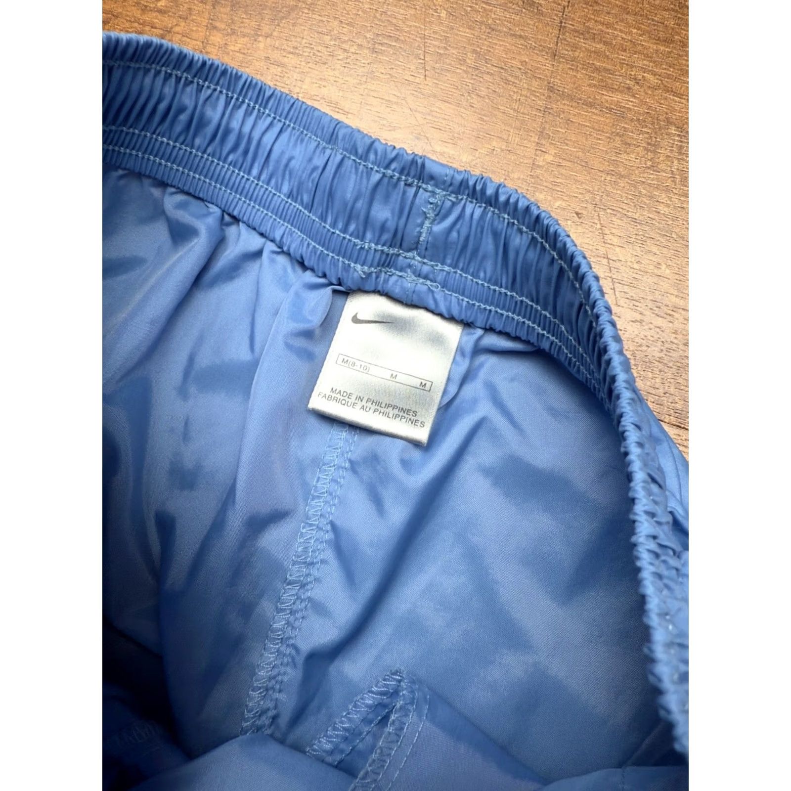 Nike VTG Y2K Nike Mens Track Pants Light Blue M Nylon Windbreaker Pockets Drawstring Ankle Zips 31in Inseam Sports Athleisure 90s Mens Size US 31 - 7 Thumbnail