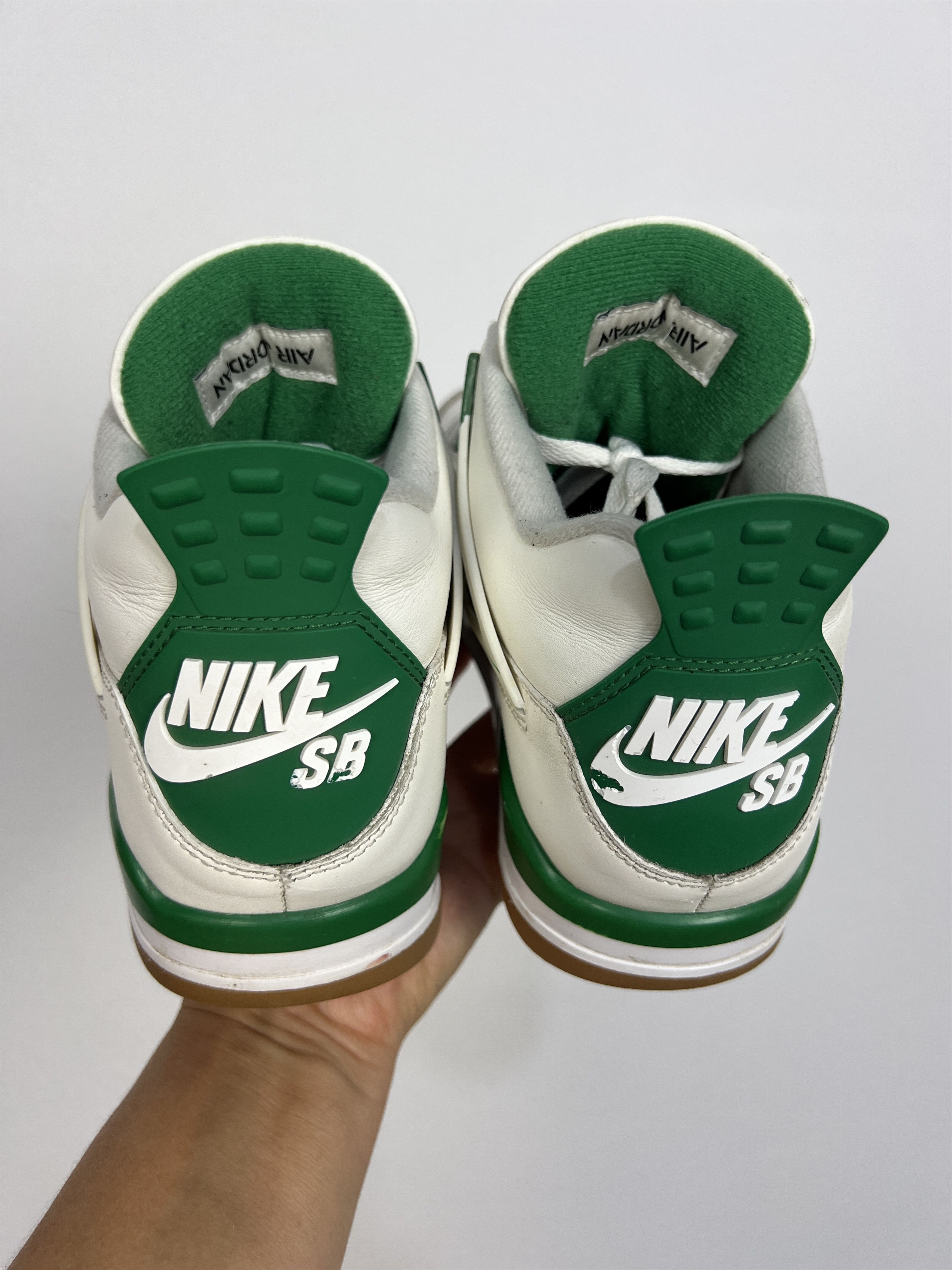Nike Size US 9.5 Jordan 4 Retro SP x Nike SB Mid Pine Green Size US 9.5 / EU 42-43 - 4 Thumbnail
