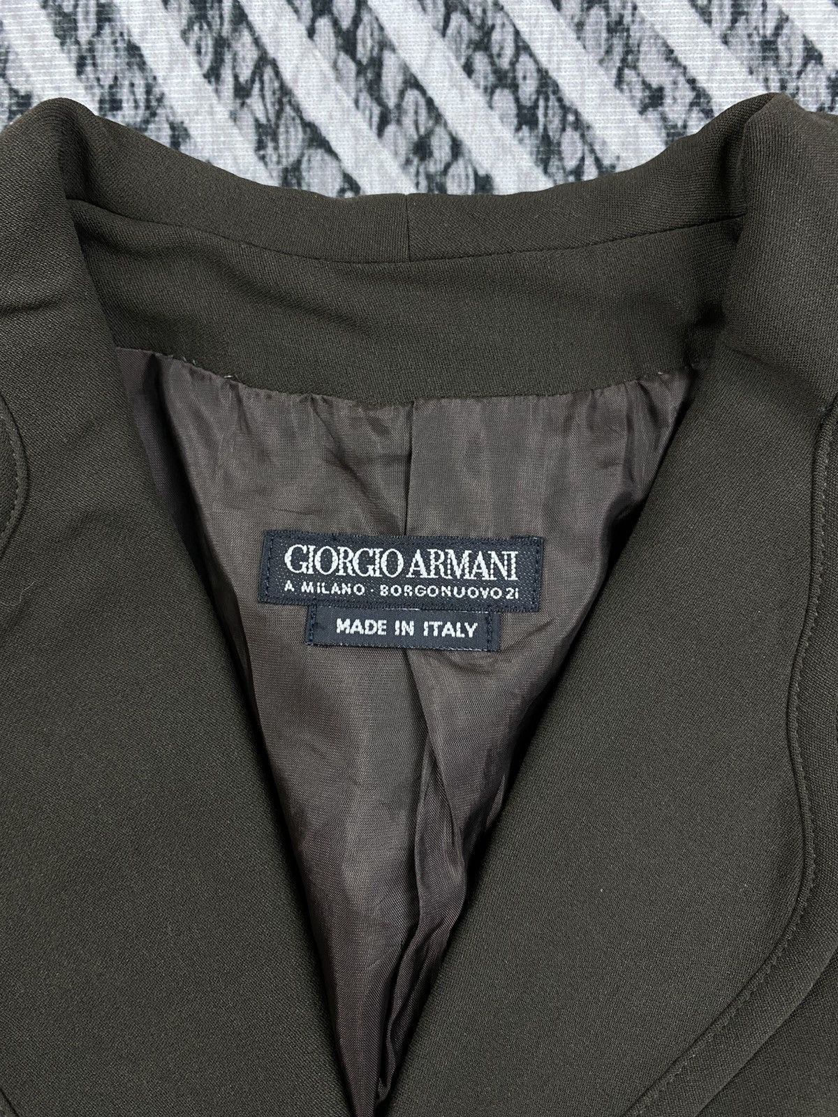 Giorgio Armani Vintage Giorgio Armani Single Button Cropped Blazer Jacket Size S / US 4 / IT 40 - 7 Thumbnail