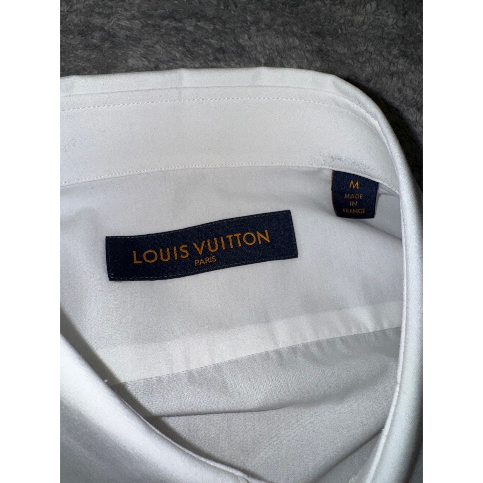 Louis Vuitton Louis Vuitton LVSE Regular White Long Sleeve DNA Collar Size US M / EU 48-50 / 2 - 5 Thumbnail