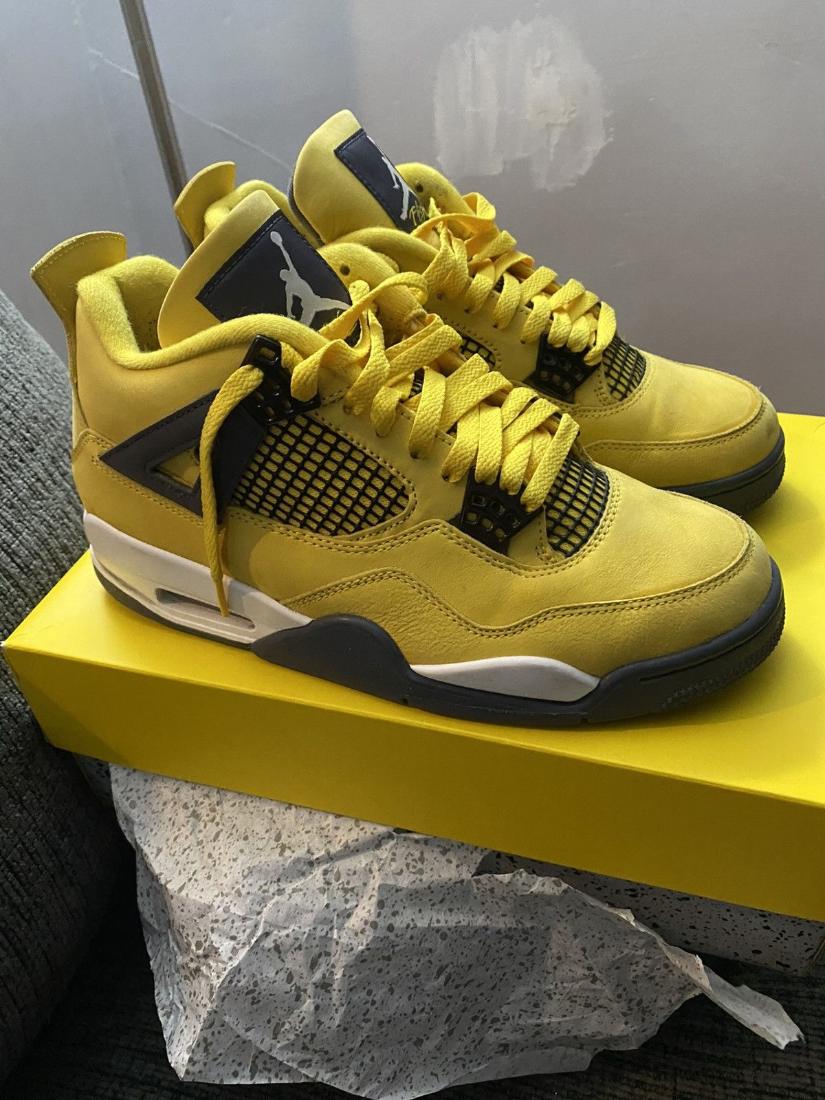 Jordan Brand Jordan 4 Lightning Size US 9 / EU 42 - 7 Thumbnail