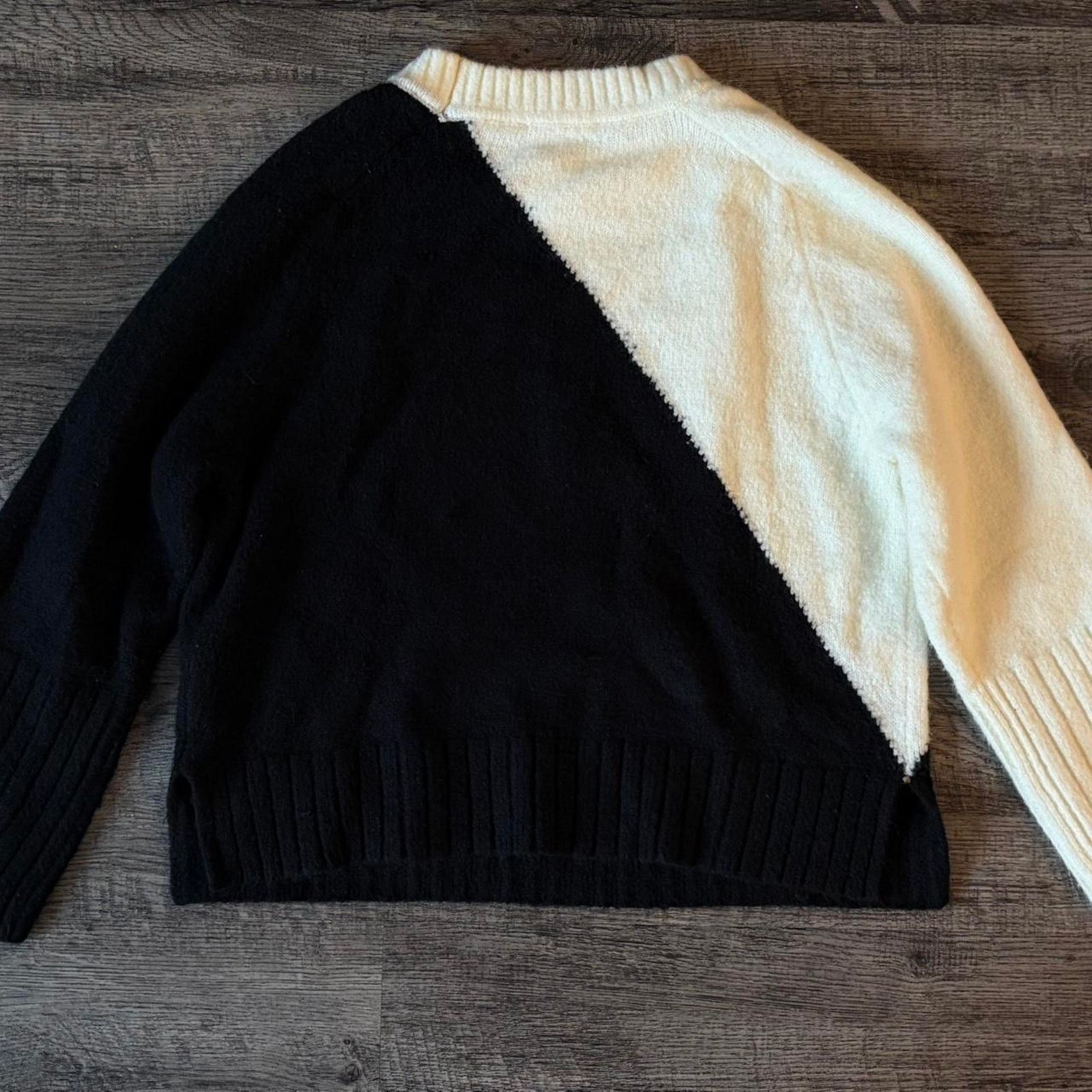 Other THML black and white sweater Size M Size M / US 6-8 / IT 42-44 - 3 Thumbnail