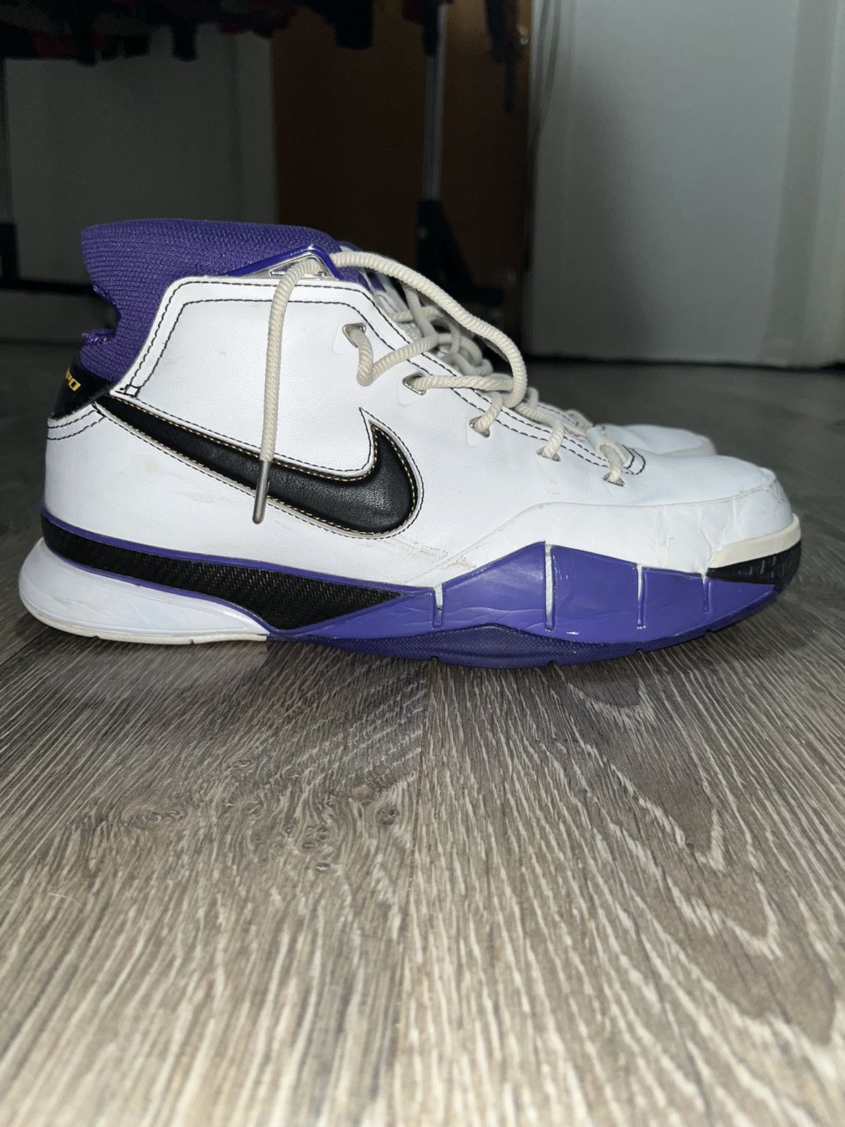 Nike Nike Kobe 1 Protro 81 Pt Game Size US 11.5 / EU 44-45 - 2 Thumbnail