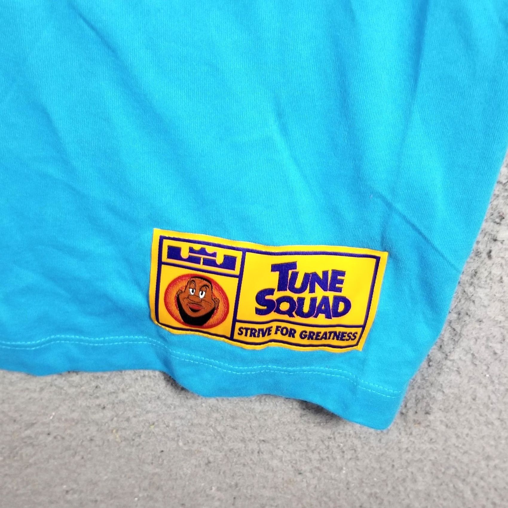 Nike Nike Shirt Mens Large Blue Space Jam Tune Squad Graphic Tee Size US L / EU 52-54 / 3 - 2 Thumbnail