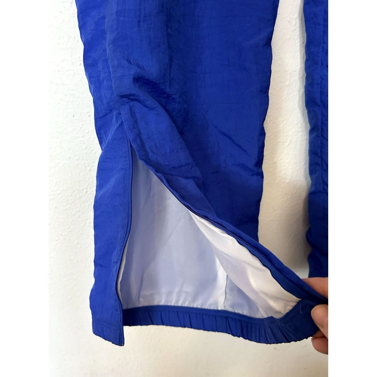 Reebok VINTAGE Reebok Track Pants Mens M Blue Lined Nylon Y2K Baggy 90s Joggers Size US 31 - 5 Thumbnail