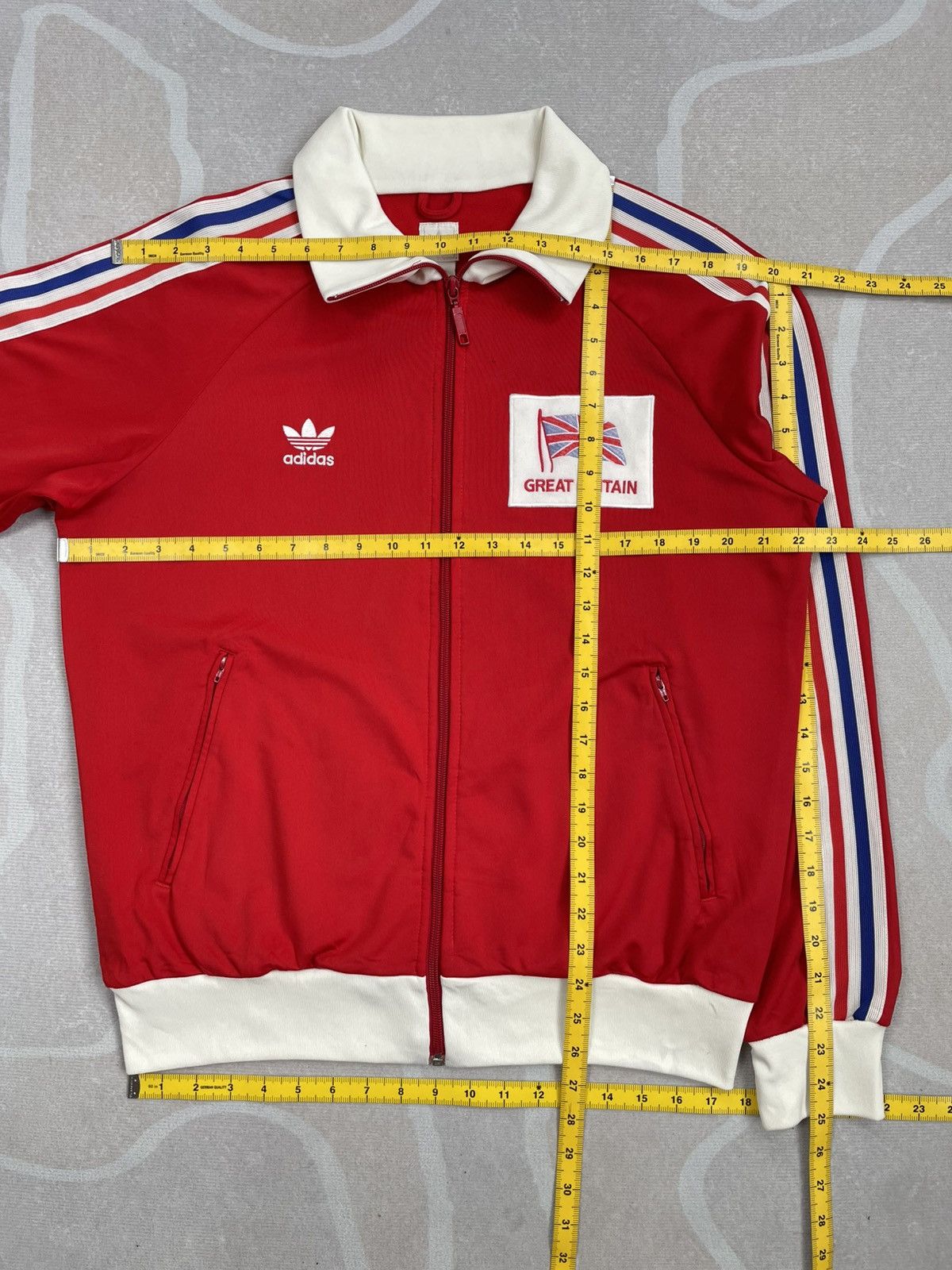 Adidas VINTAGE ADIDAS GREAT BRITAIN TRACKTOP Size US L / EU 52-54 / 3 - 25 Thumbnail