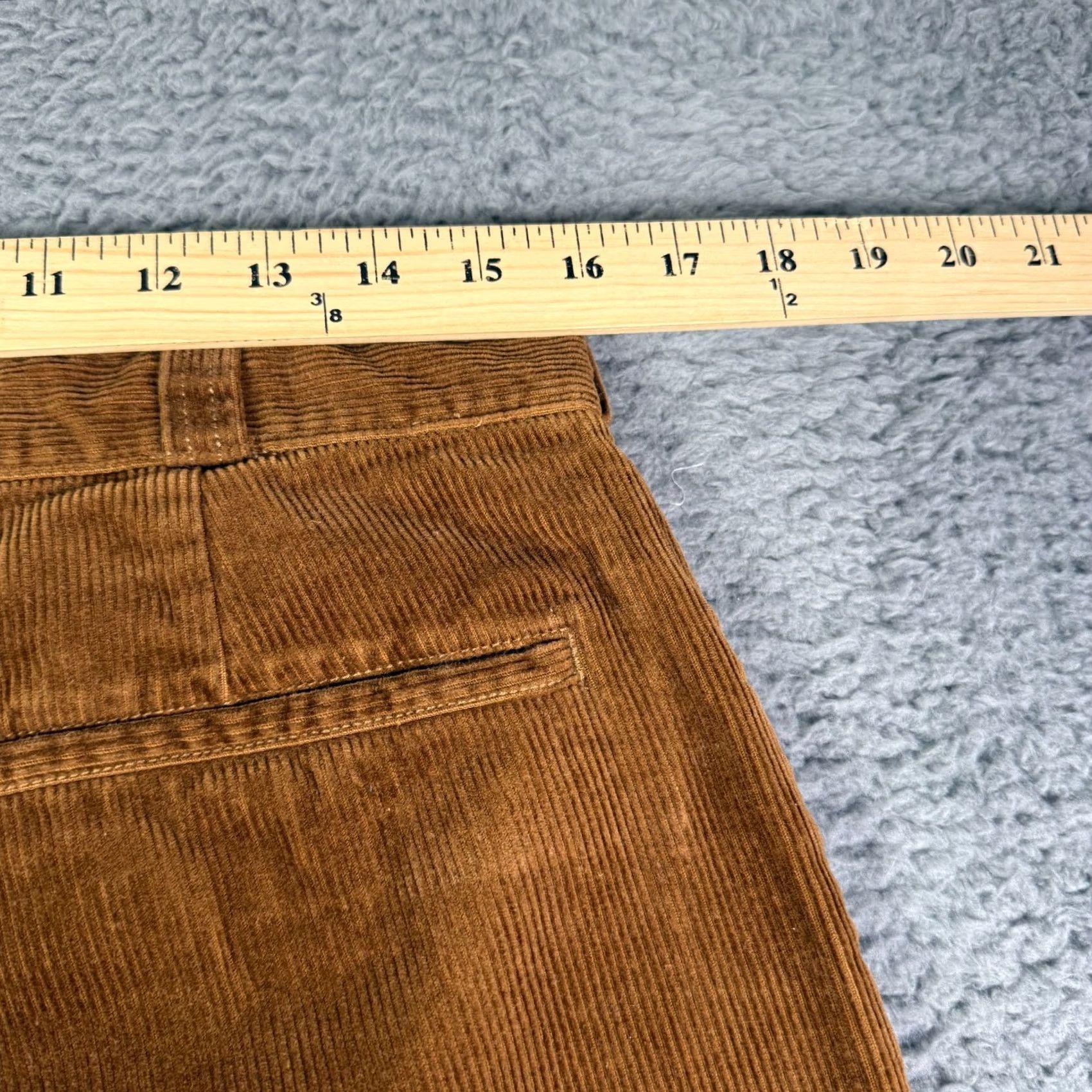 Buck Mason Buck Mason Craftsman Corduroy Pants Mens 32x27 Brown Flat Front Relaxed Straight Pants Mens Brown Corduroy Buck Mason Craftsman Vintage: No Size US 32 / EU 48 - 7 Thumbnail