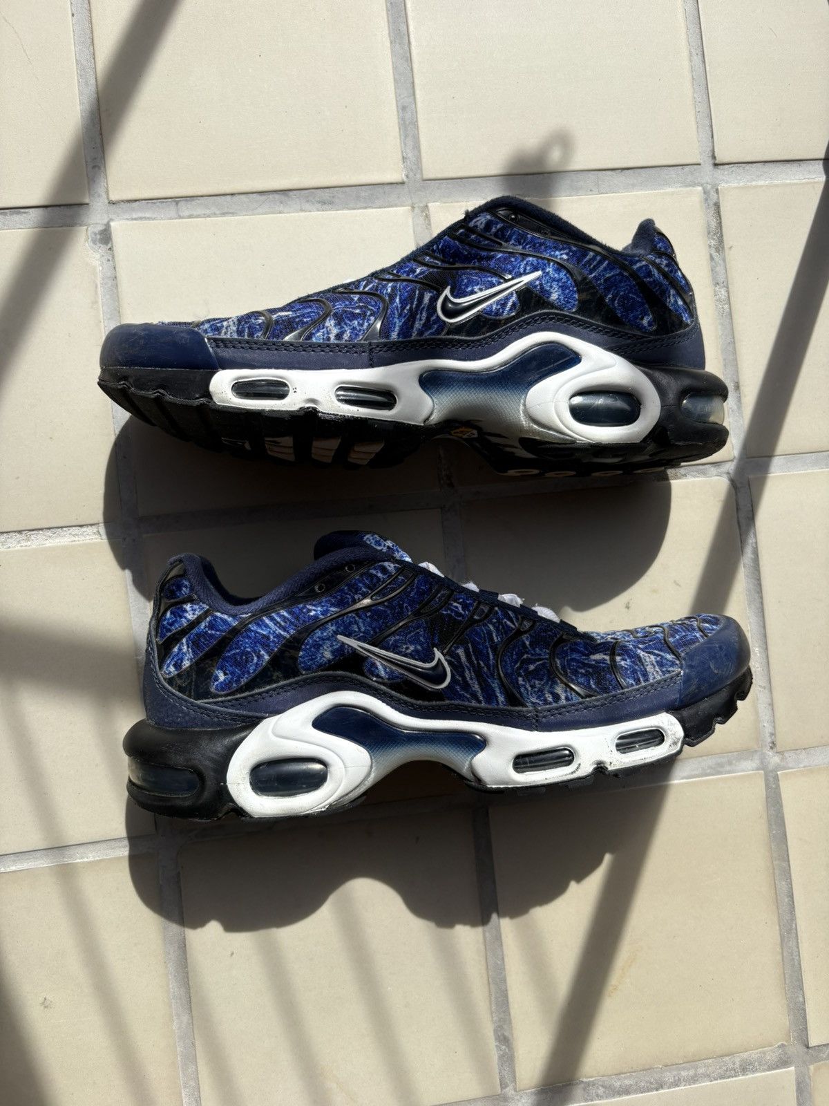 Nike Nike Air Max Plus Shattered Ice Midnight Navy Size US 6 / EU 39 - 2 Thumbnail