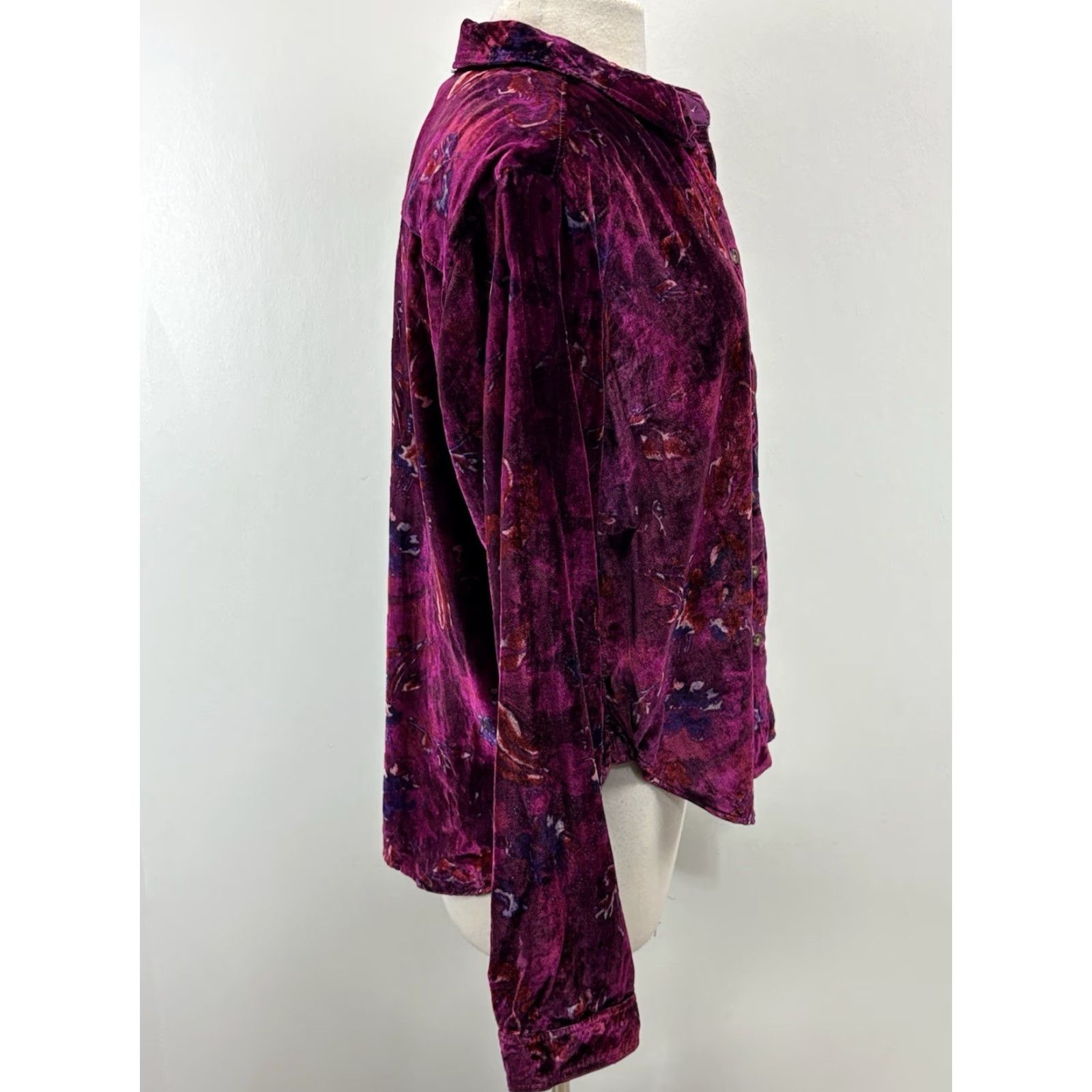 Anthropologie Pilcro Anthropologie Shrunken Velvet Buttondown Top Pink Purple Women’s XL Bohemian Gothic Size XL / US 12-14 / IT 48-50 - 4 Thumbnail