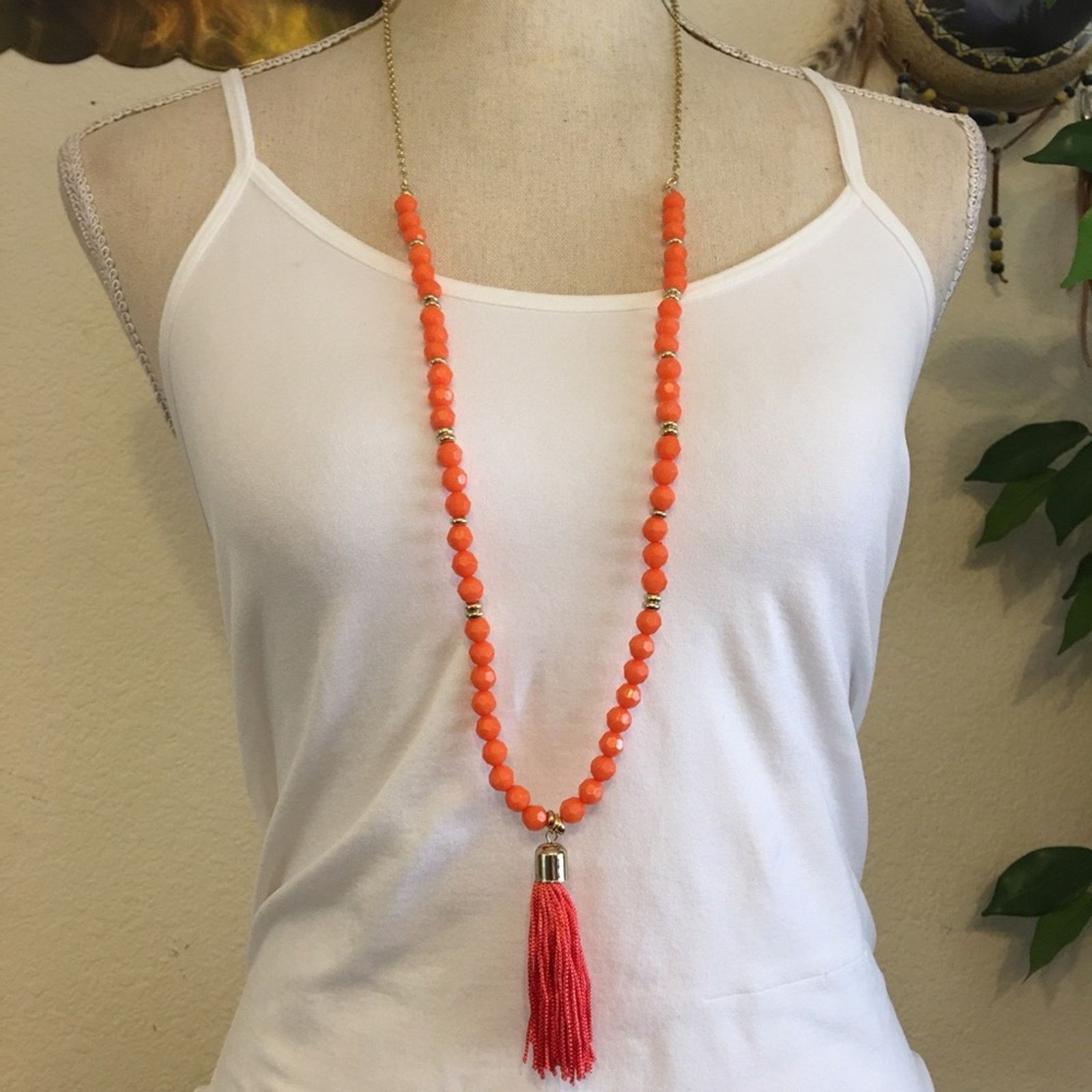 Jewelry Coral bead tassel gold accent chain long necklace Size ONE SIZE - 1 Thumbnail