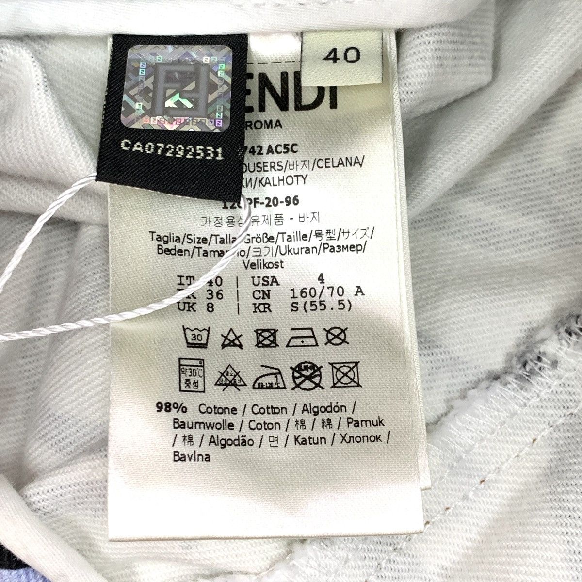 Fendi Fendi California Sky Floral Printed Casual Shorts K26WX Size 27" / US 4 / IT 40 - 7 Thumbnail