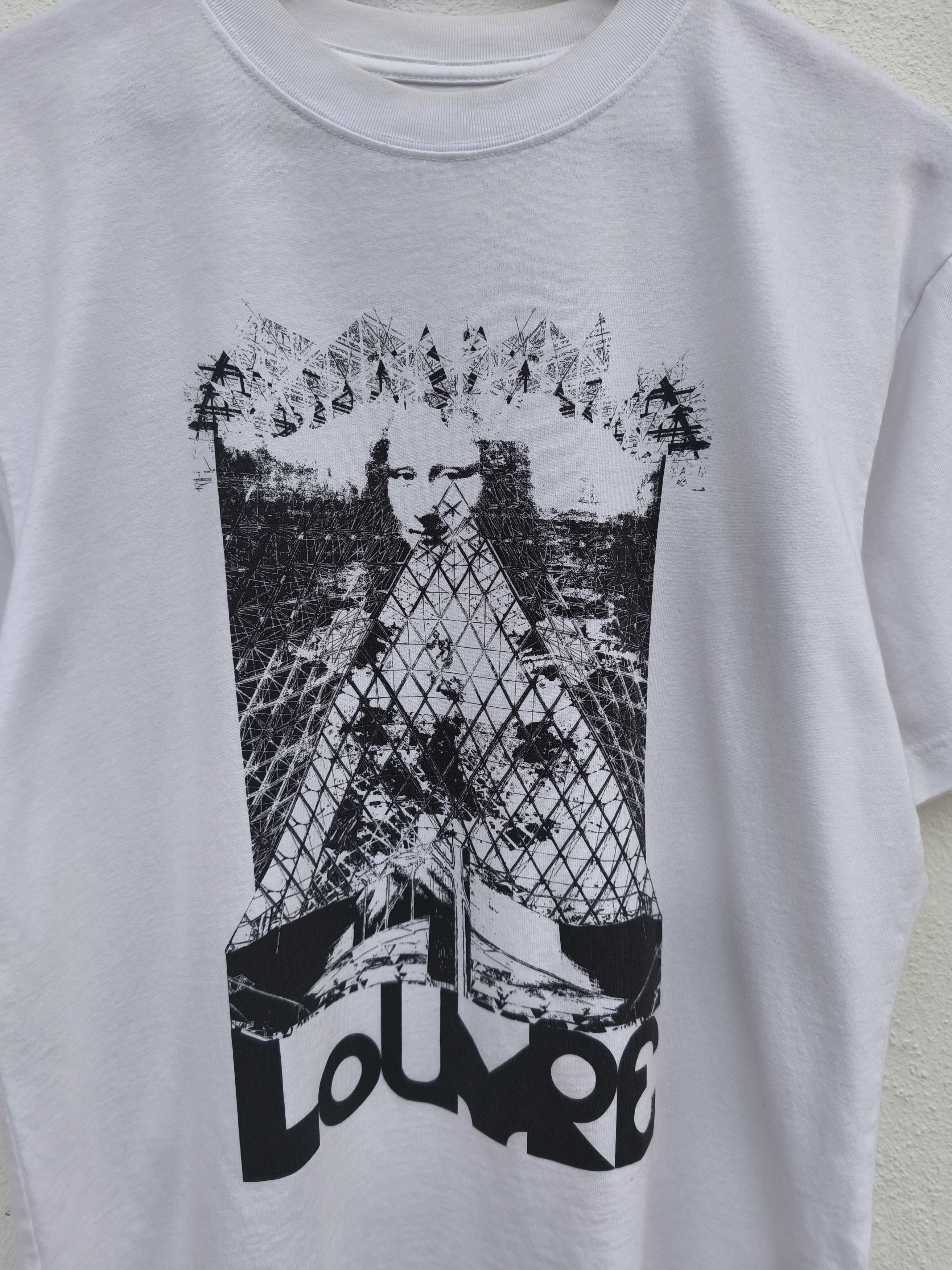 Uniqlo 🔥 Uniqlo X Louvere t shirt Monalisa Size US M / EU 48-50 / 2 - 1 Thumbnail