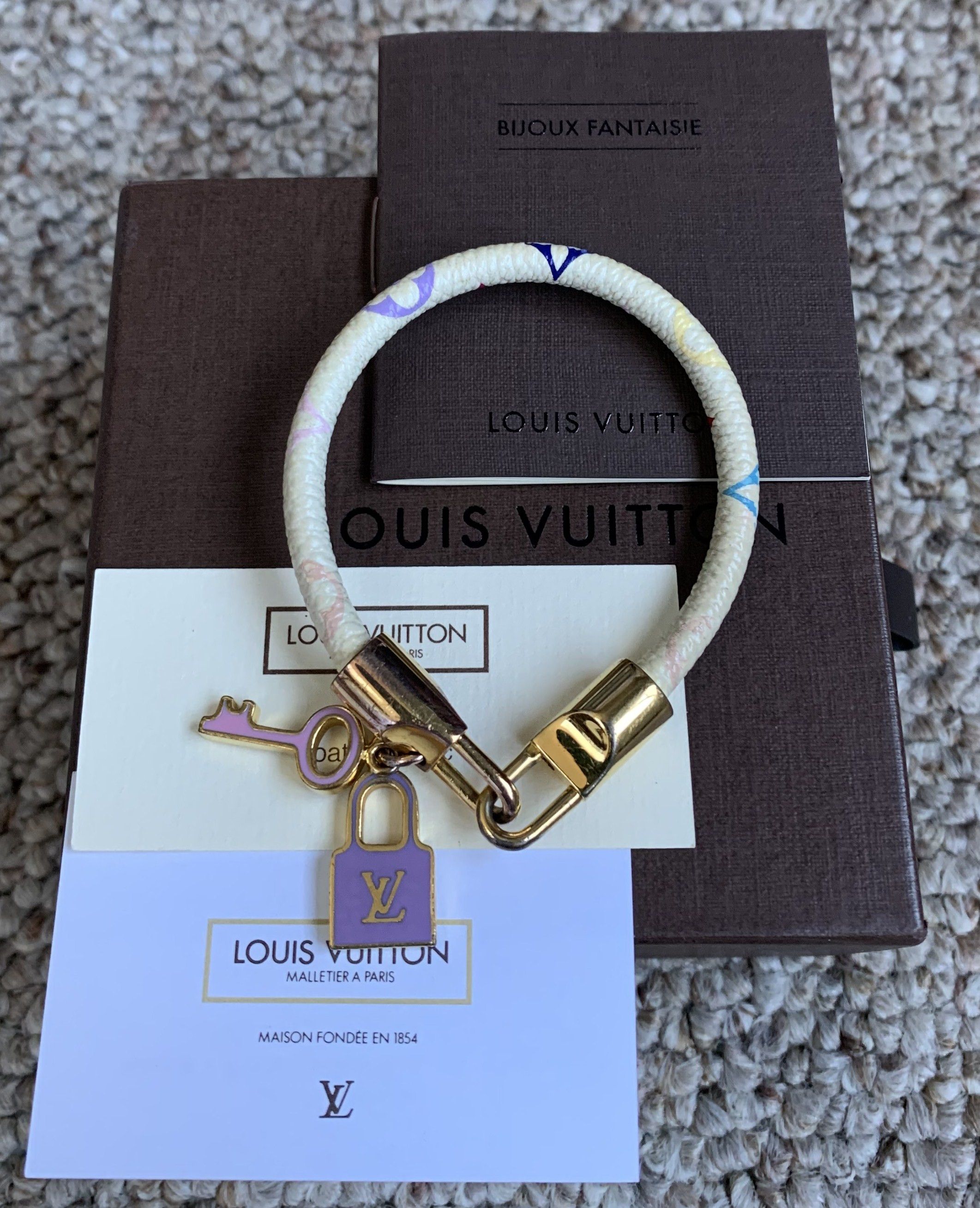 Louis Vuitton × Takashi Murakami S/S 2003 Louis Vuitton x Murakami Monogram Luck It Bracelet Size ONE SIZE - 1 Thumbnail