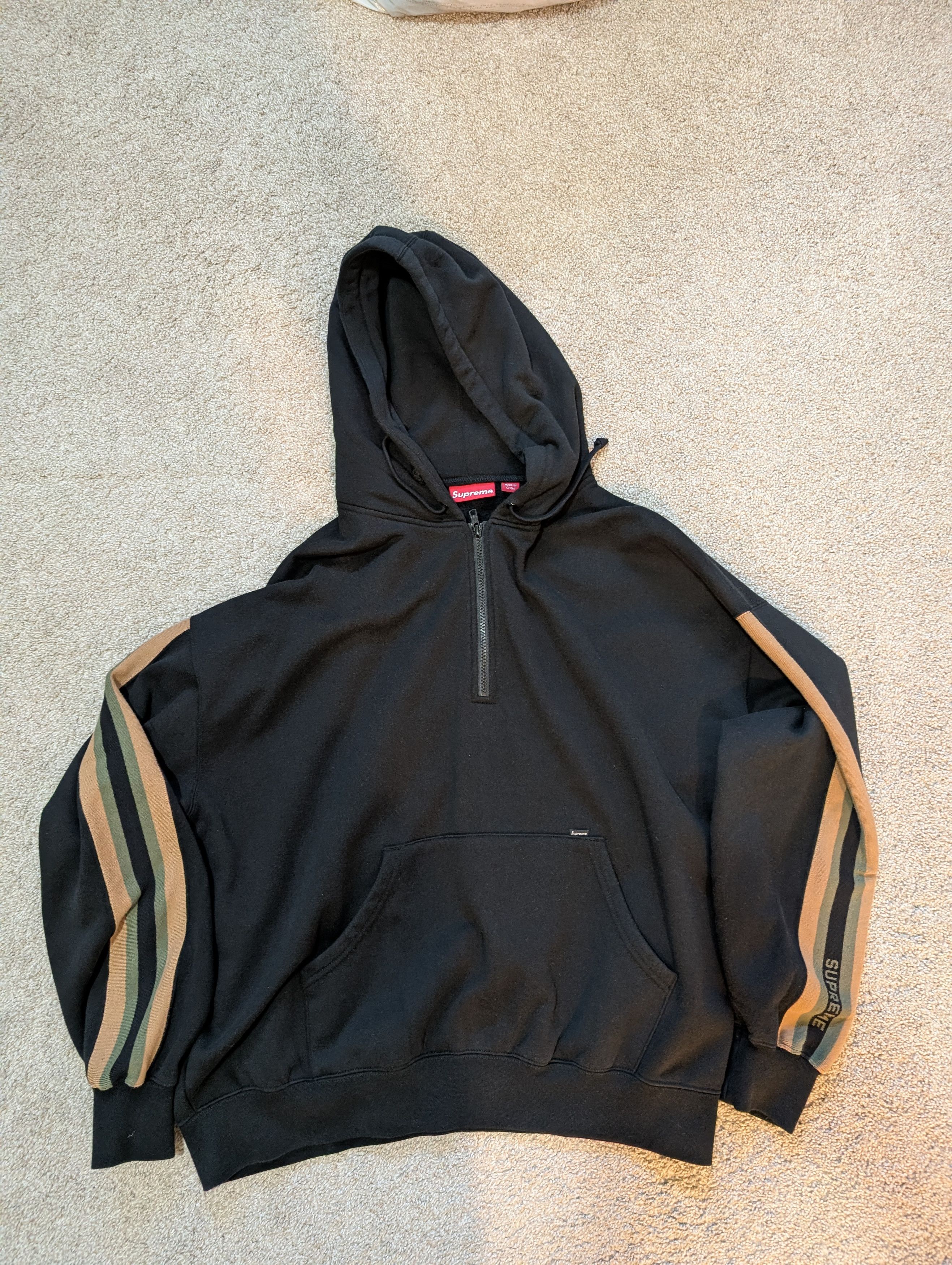 Supreme Half Zip Hooded Sweatshirt Black Size L SS23